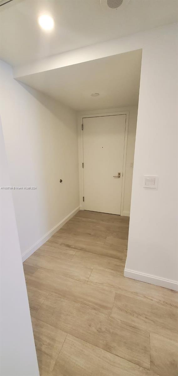 55 SW 9th St #2609, Miami FL 33130