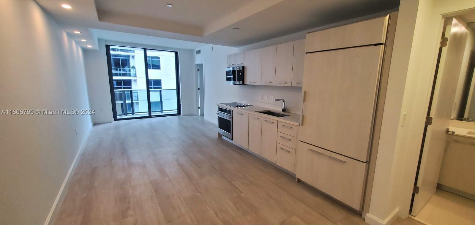 55 SW 9th St #2609, Miami FL 33130