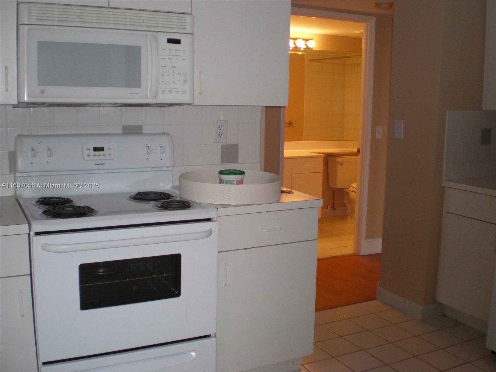 Listing Photo 7