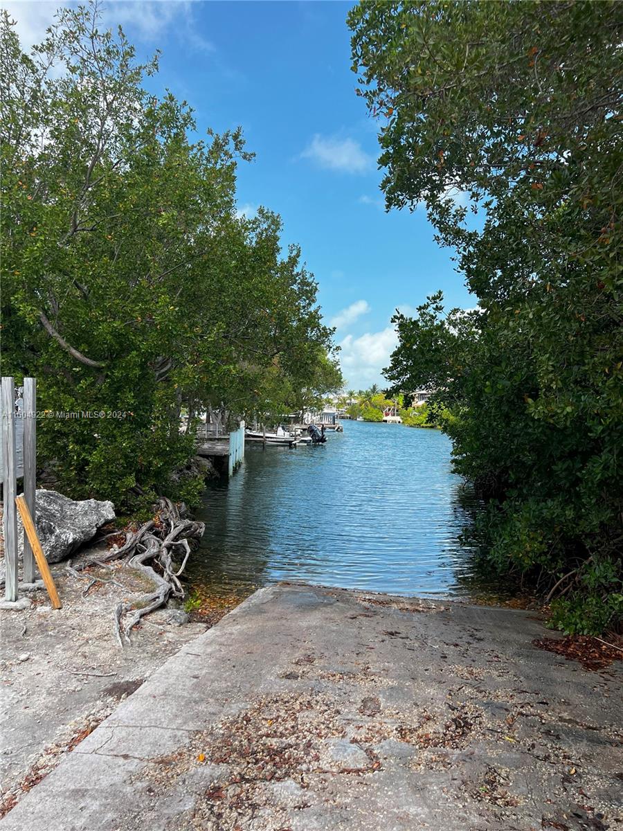 167 Pearl Ave, Tavernier, Florida image 11