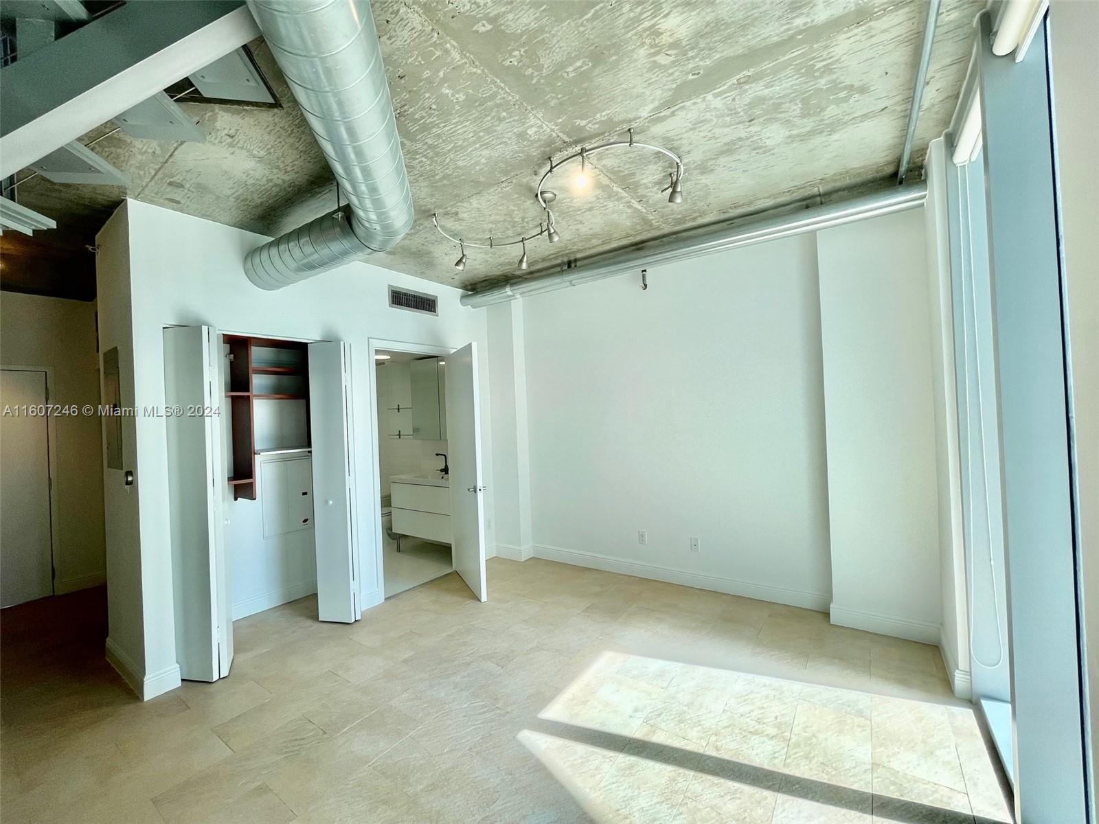 690 SW 1st Ct #2134, Miami FL 33130
