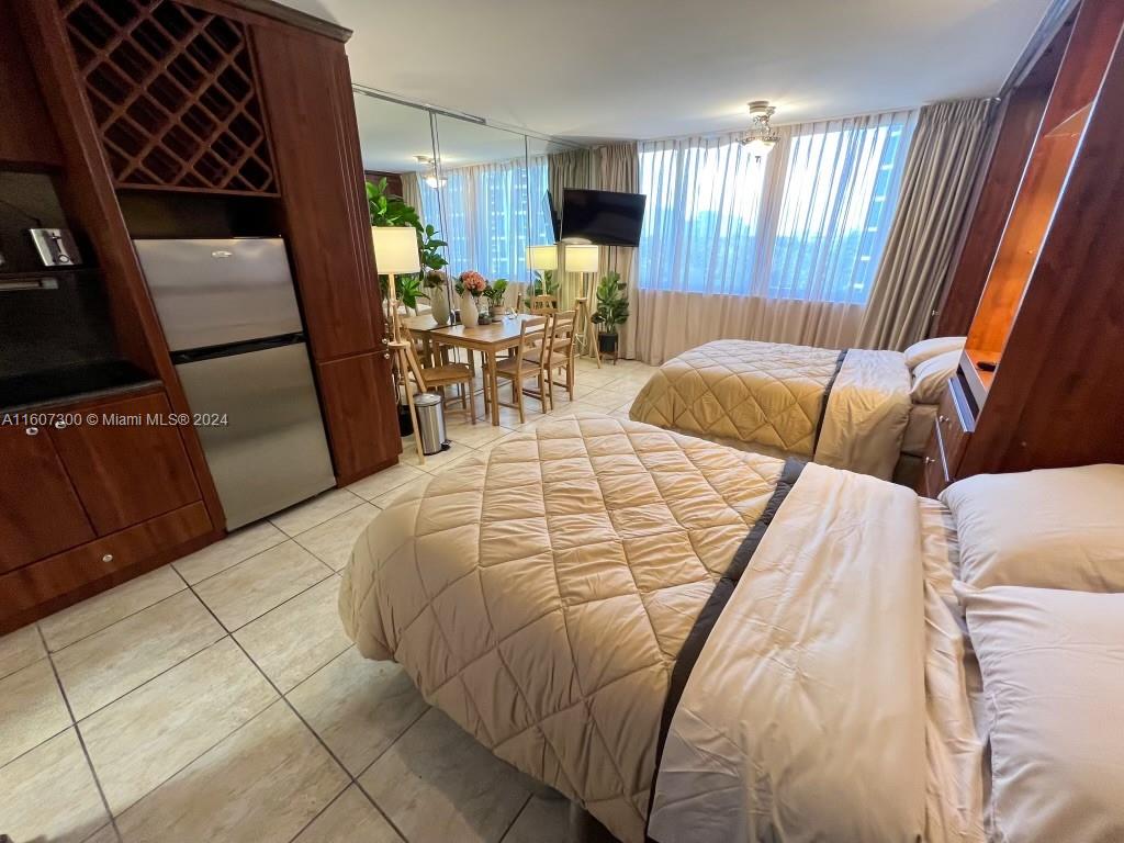 19201 Collins Ave #428, Sunny Isles Beach, Florida image 3