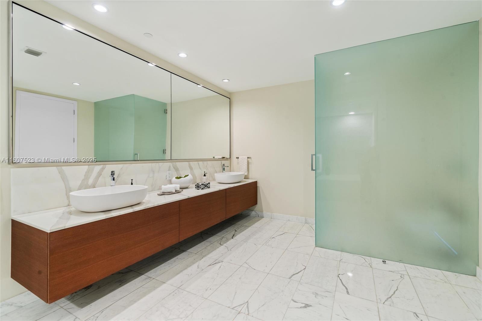 10203 Collins Ave #1603, Bal Harbour, Florida image 11