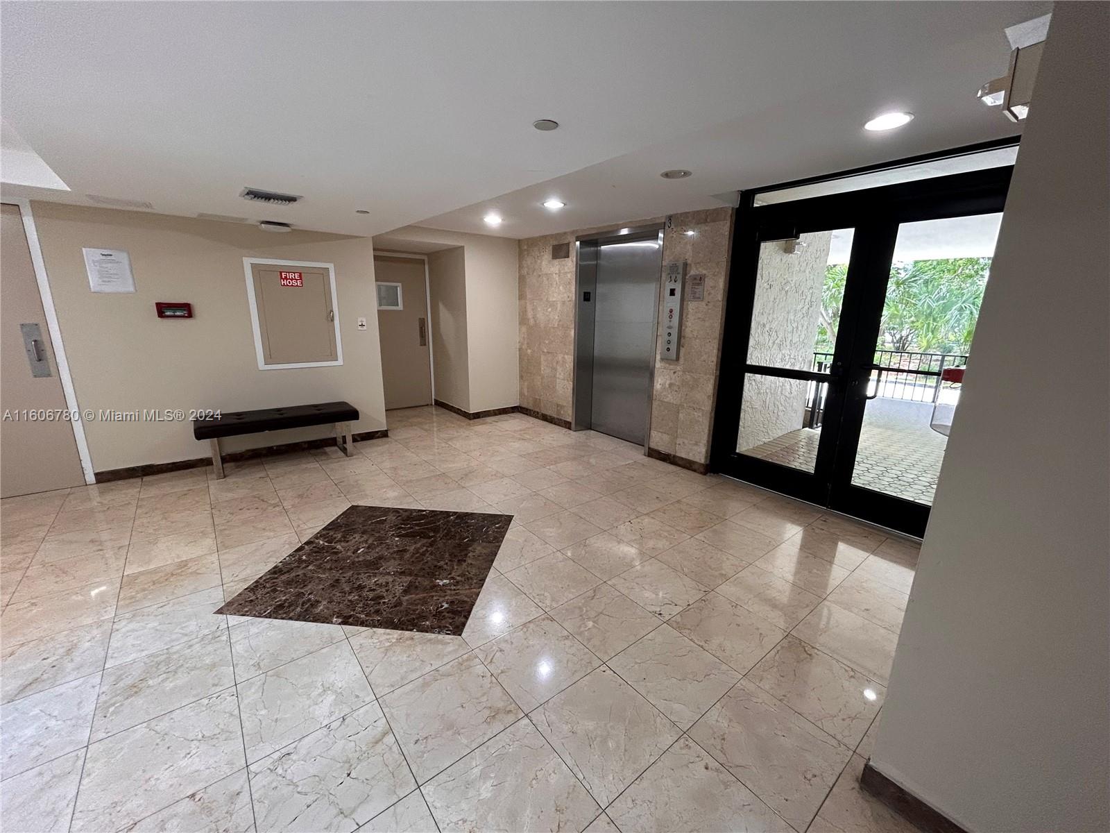 16909 N Bay Rd #320, Sunny Isles Beach, Florida image 14