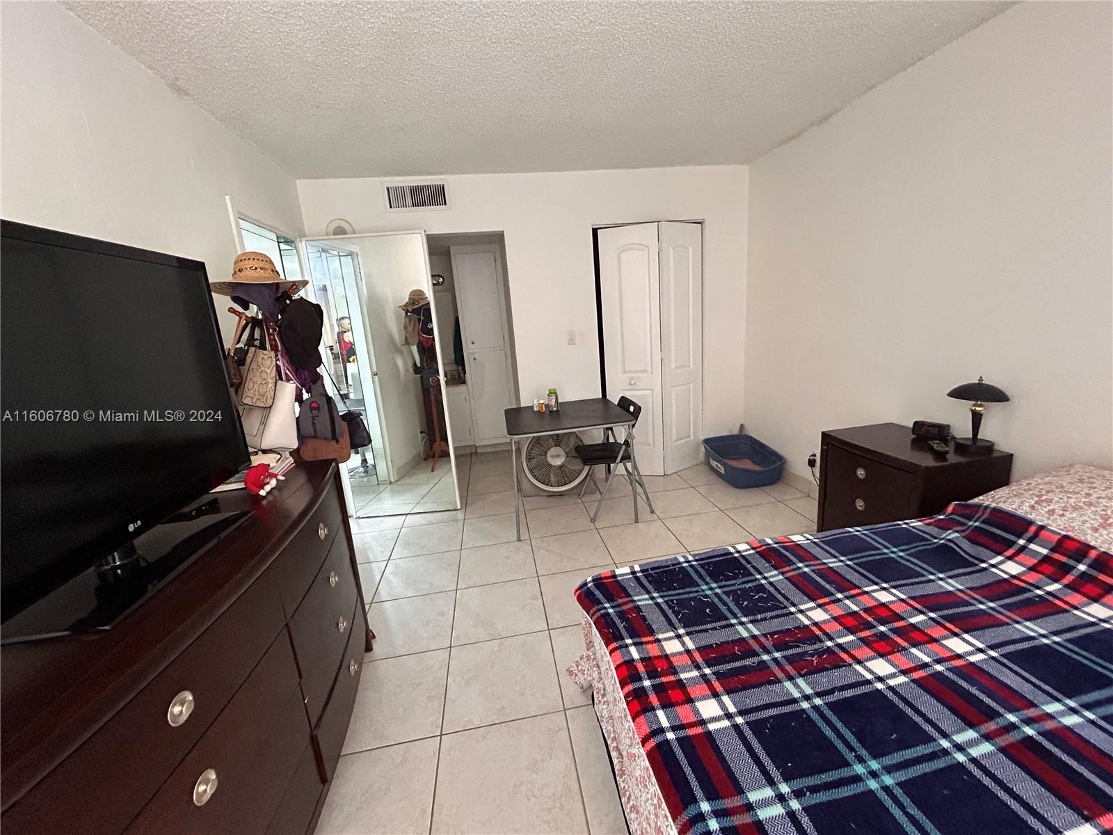 16909 N Bay Rd #320, Sunny Isles Beach, Florida image 22