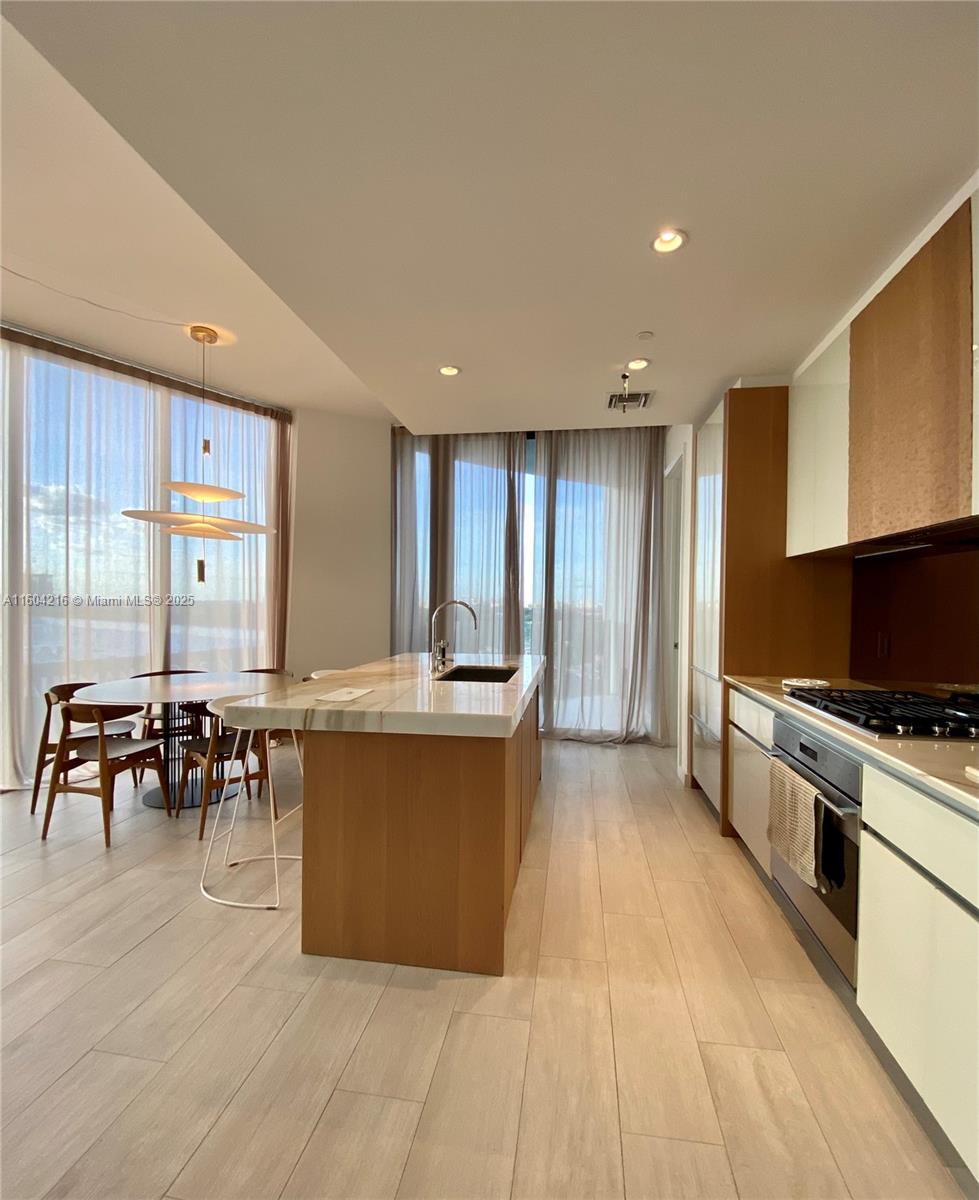 2831 S Bayshore Dr #1008, Miami FL 33133