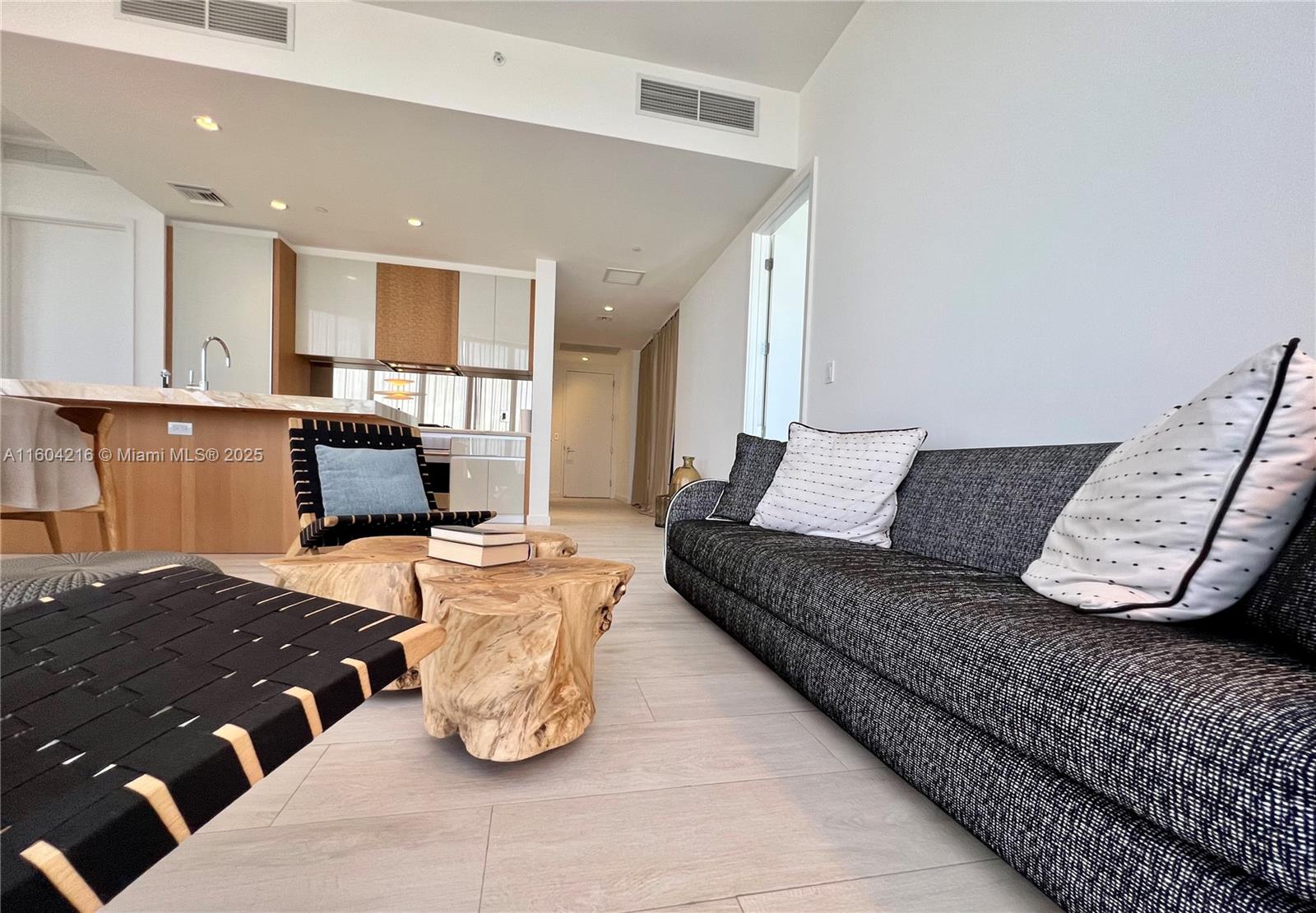2831 S Bayshore Dr #1008, Miami FL 33133