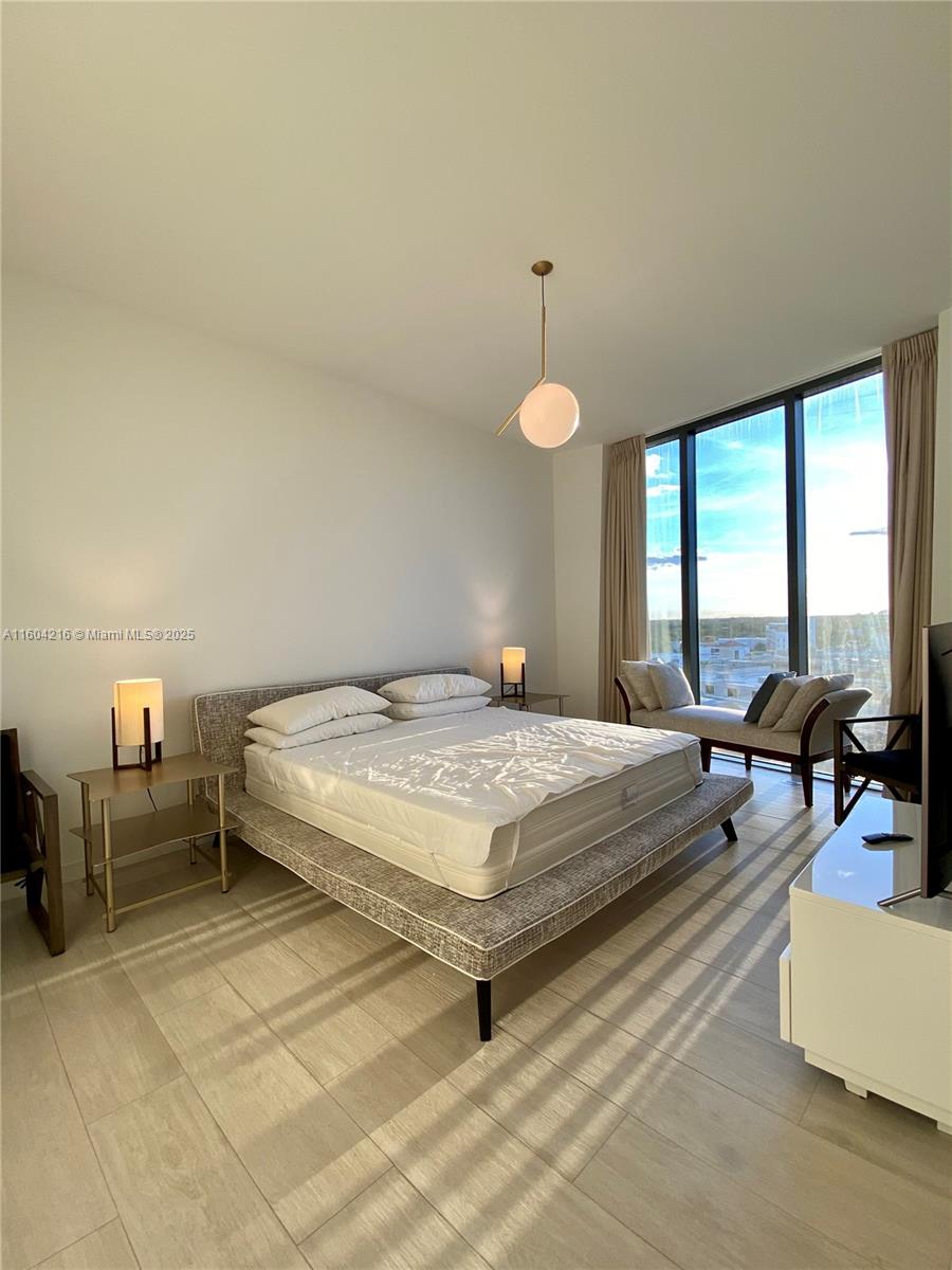2831 S Bayshore Dr #1008, Miami FL 33133