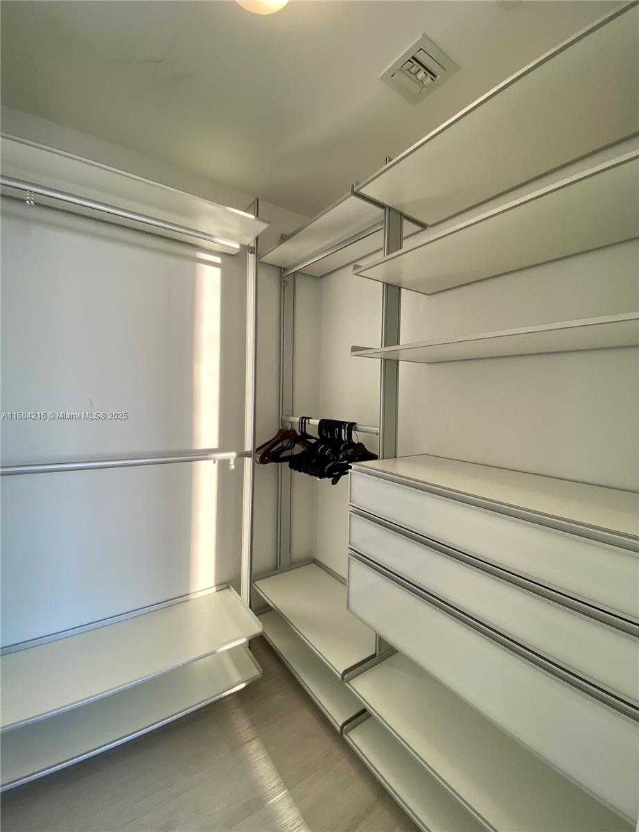 2831 S Bayshore Dr #1008, Miami FL 33133