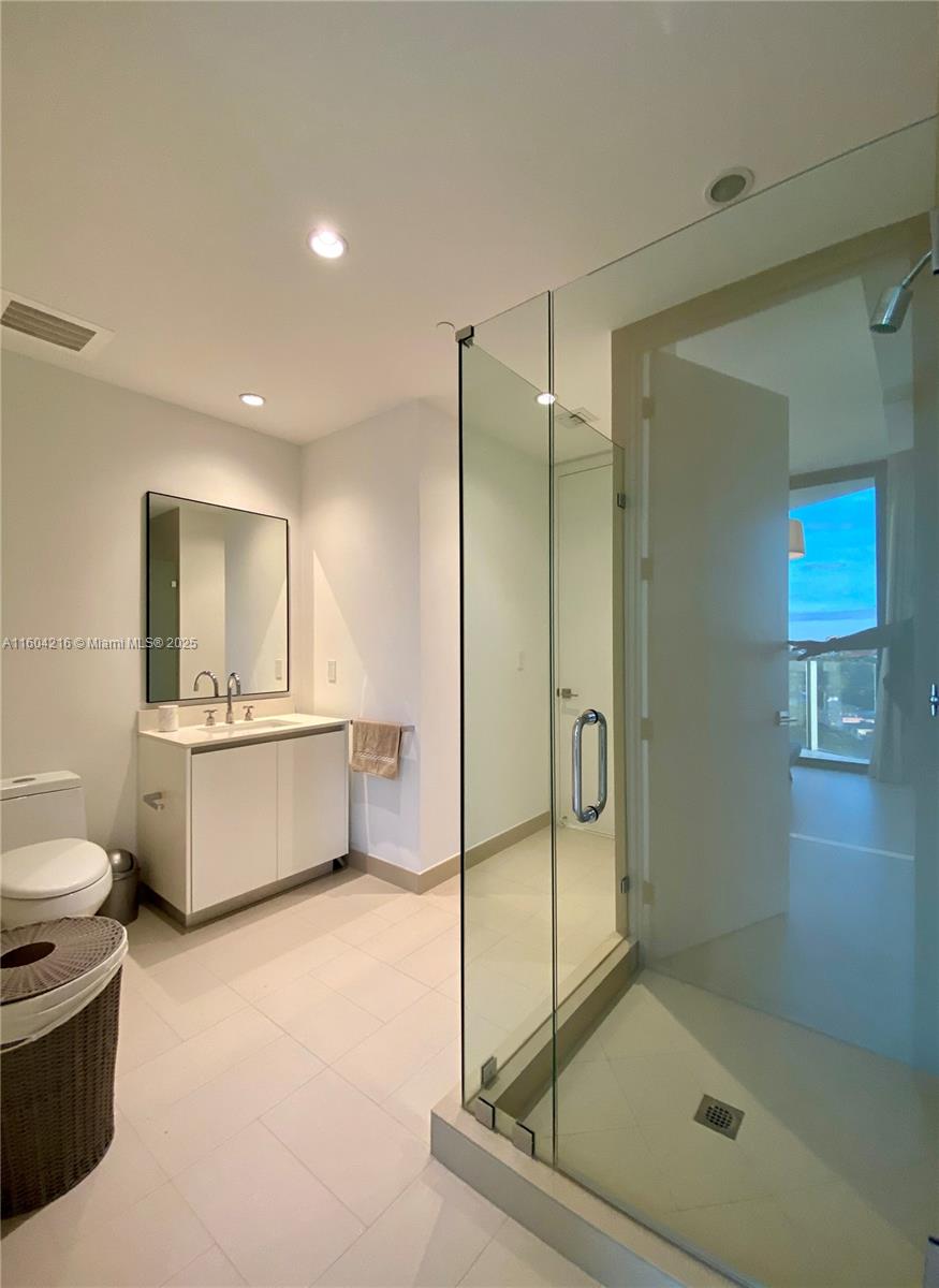 2831 S Bayshore Dr #1008, Miami FL 33133