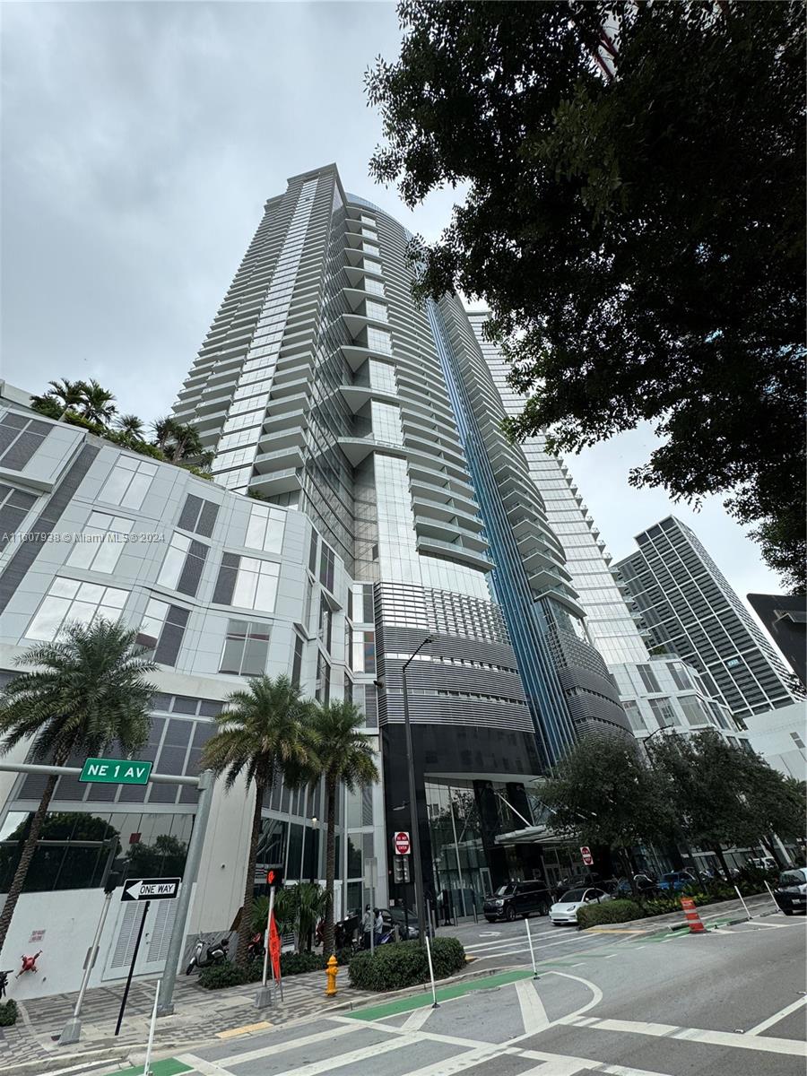 851 NE 1st Ave #1909, Miami FL 33132