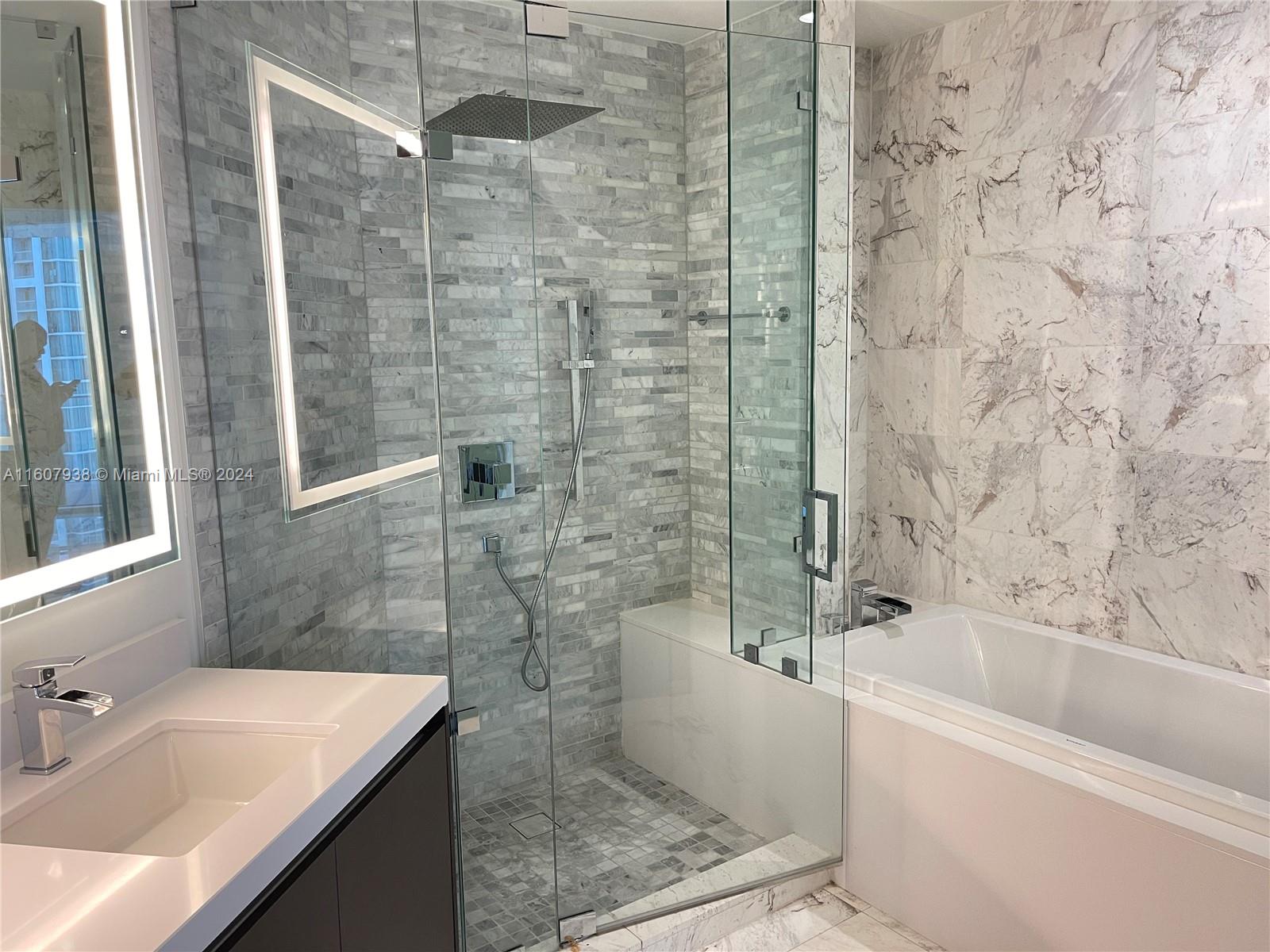 851 NE 1st Ave #1909, Miami FL 33132