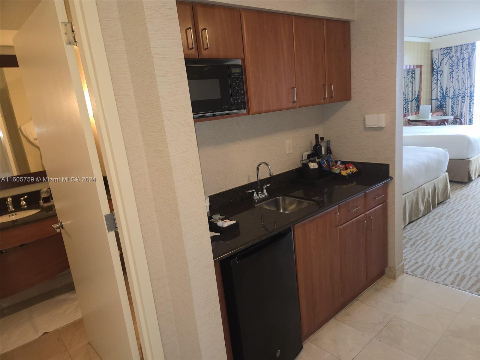 18001 Collins Ave #601, Sunny Isles Beach, Florida image 10