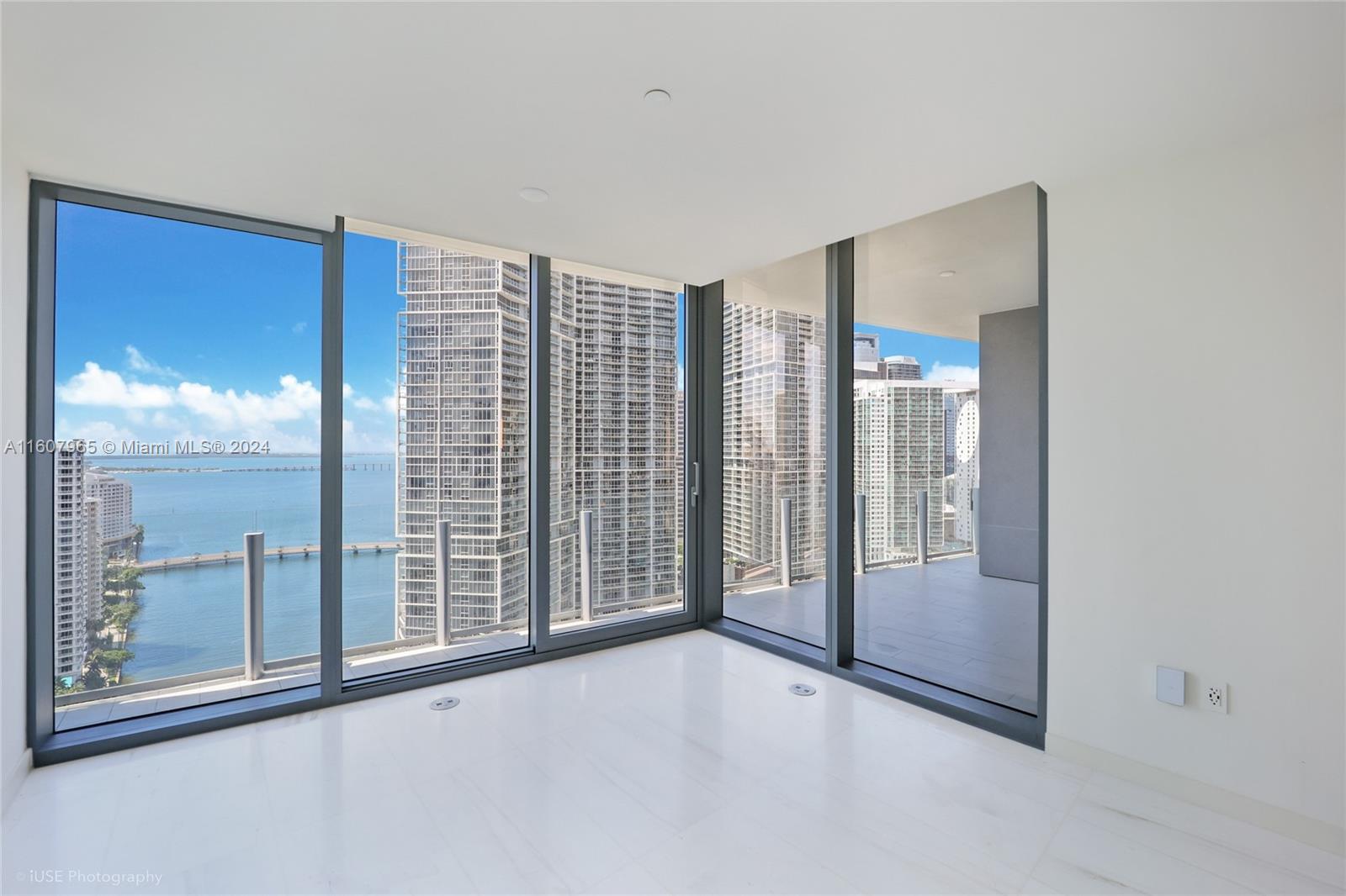 300 Biscayne Blvd Way #2805, Miami, Florida image 12