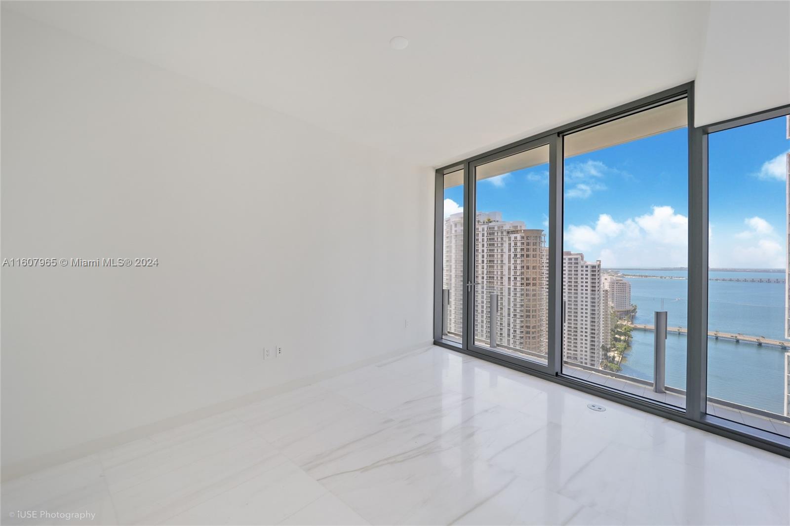 300 Biscayne Blvd Way #2805, Miami, Florida image 8