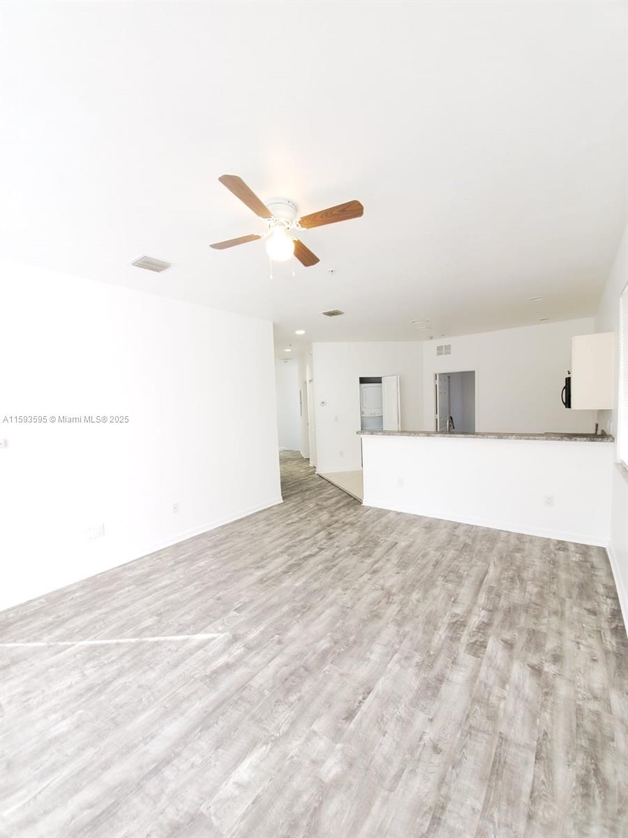 1945 Marsh Harbor Dr #1945, Riviera Beach, Florida image 25
