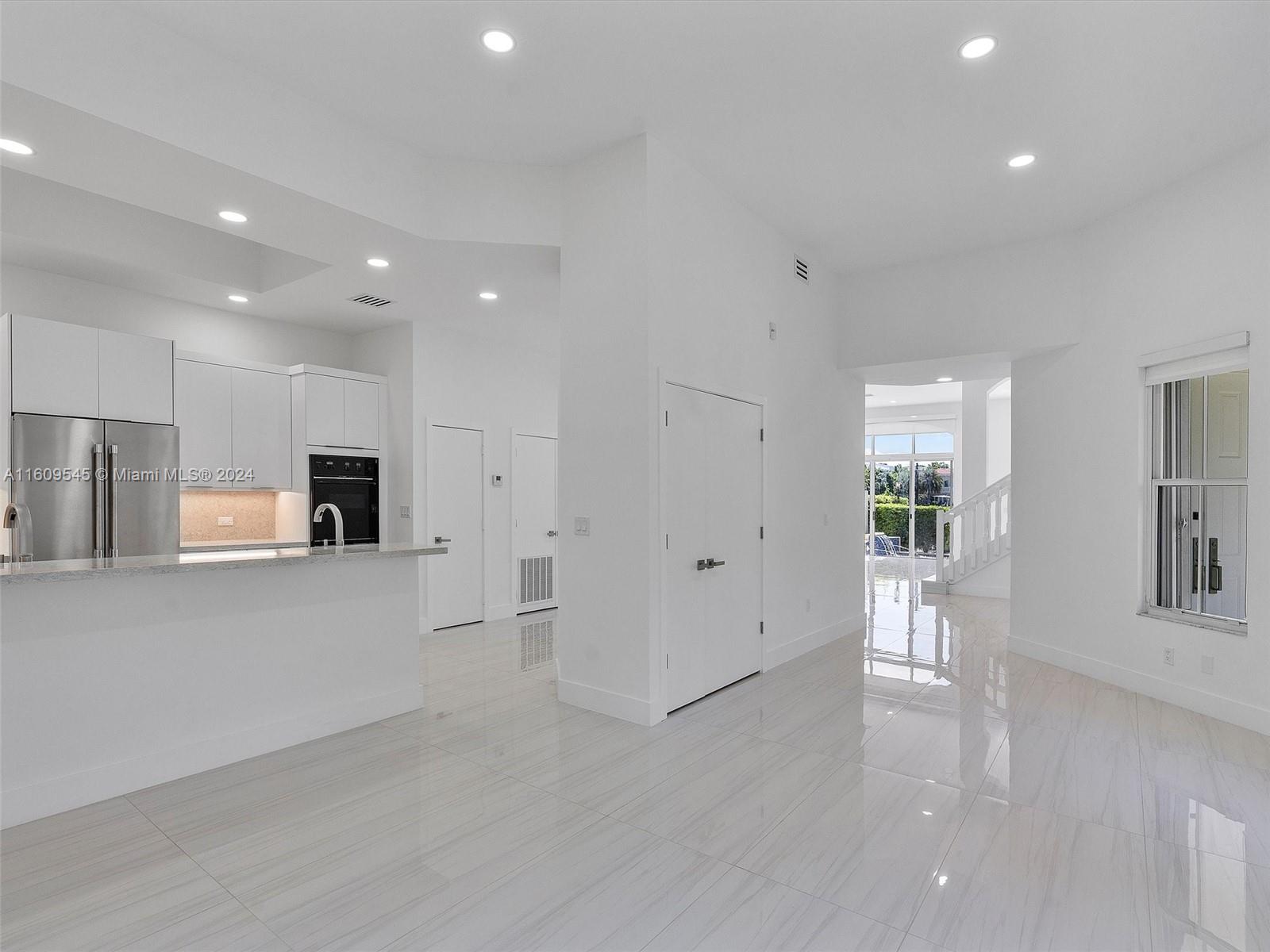 21301 NE 38th Ave #58, Aventura, Florida image 5