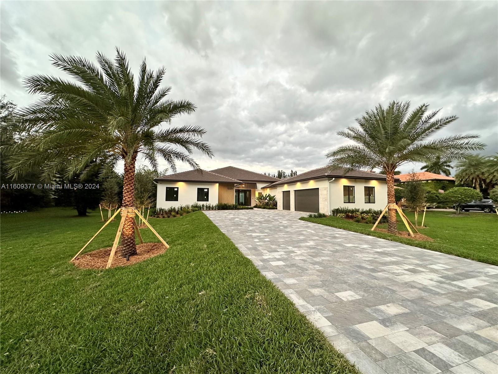 12231 SW 2nd St, Plantation, Florida image 3