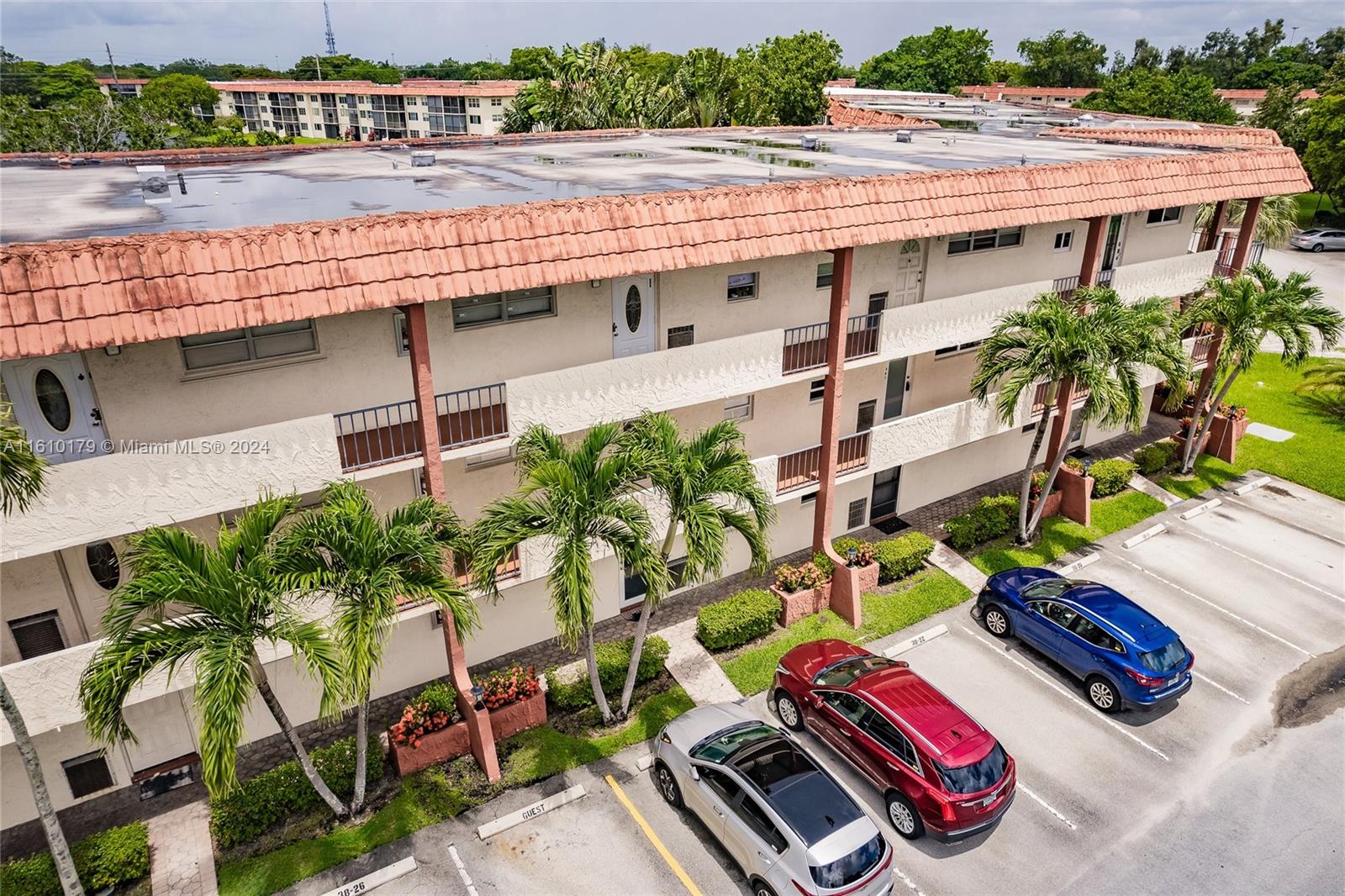 411 S Hollybrook Dr #108, Pembroke Pines, Florida image 28