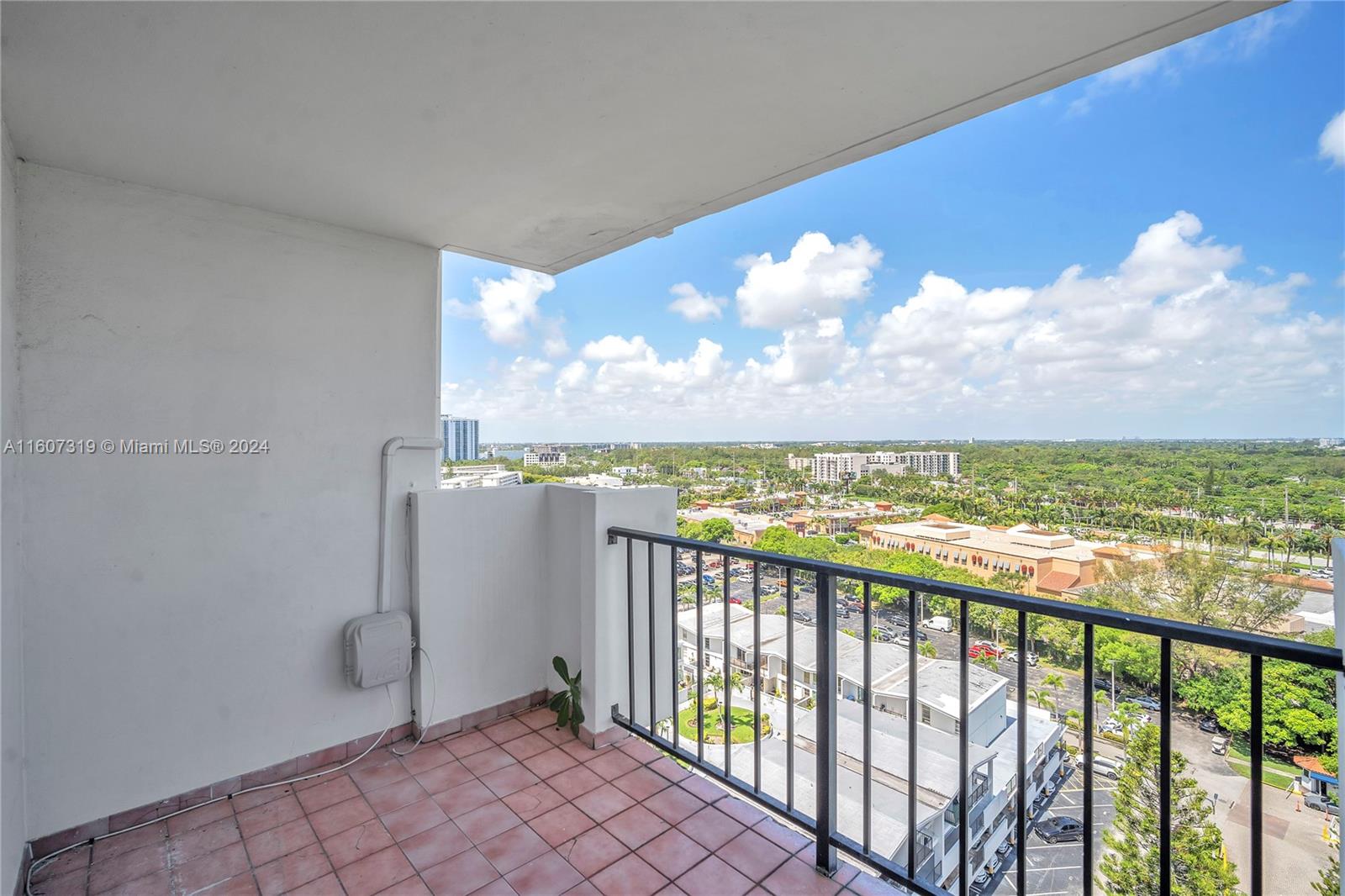 2780 NE 183rd St #1601, Aventura, Florida image 20