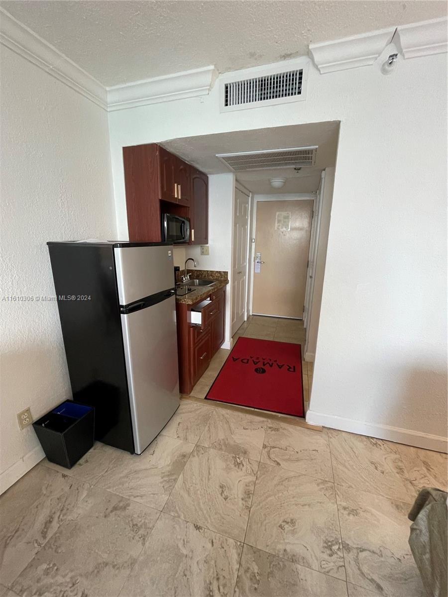 19201 Collins Ave #714, Sunny Isles Beach, Florida image 25