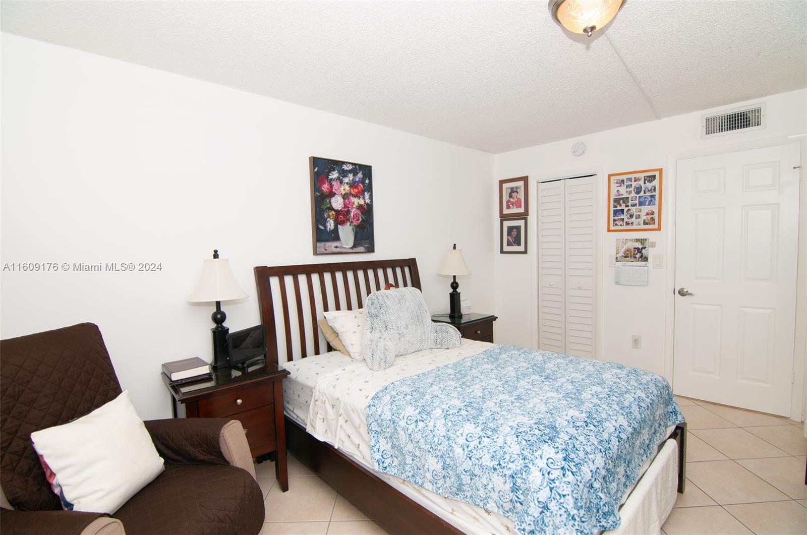 8300 Sunrise Lakes Blvd #206, Sunrise, Florida image 12