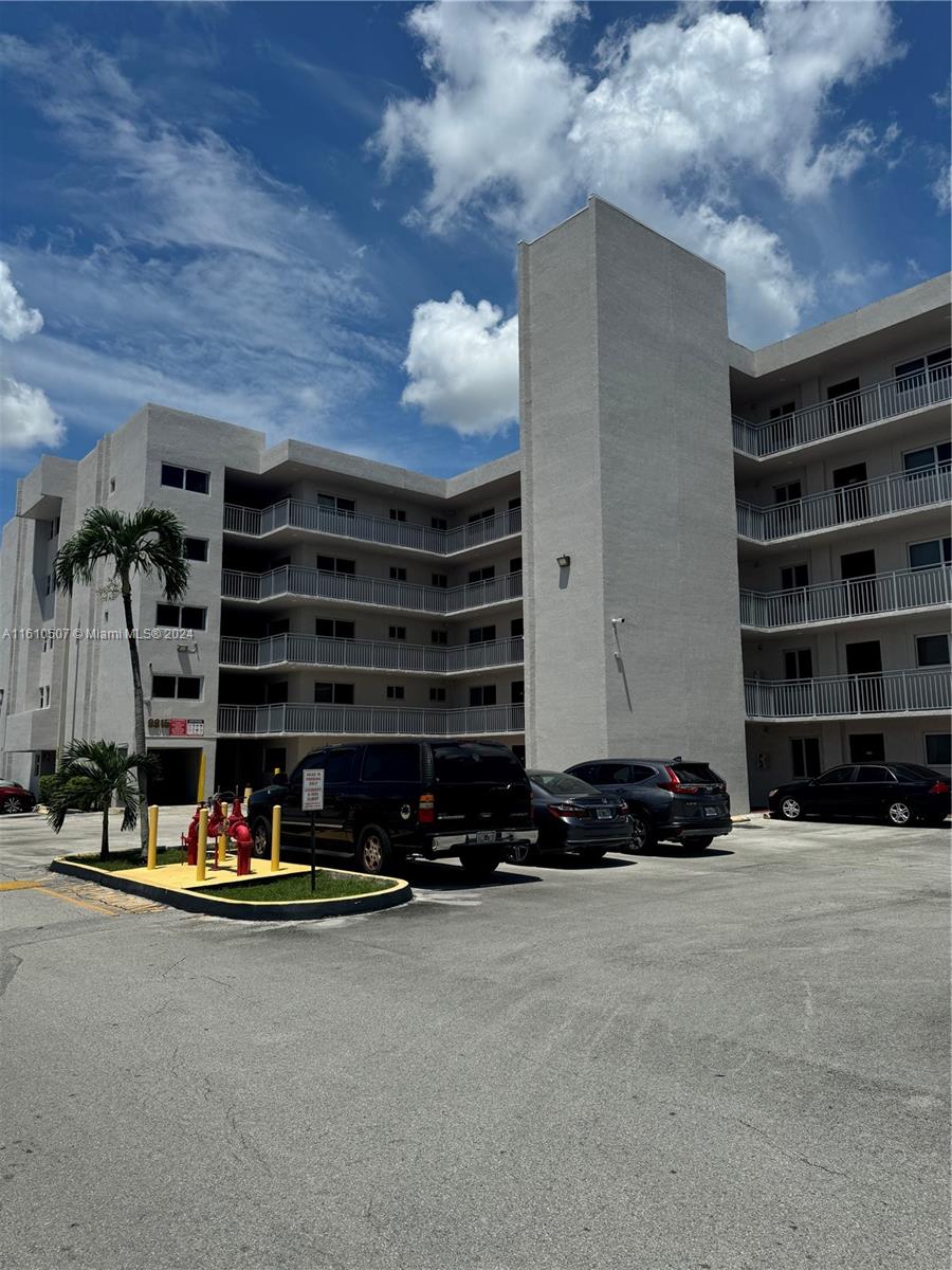 9915 W Okeechobee Rd #2-508, Hialeah Gardens, Florida image 2