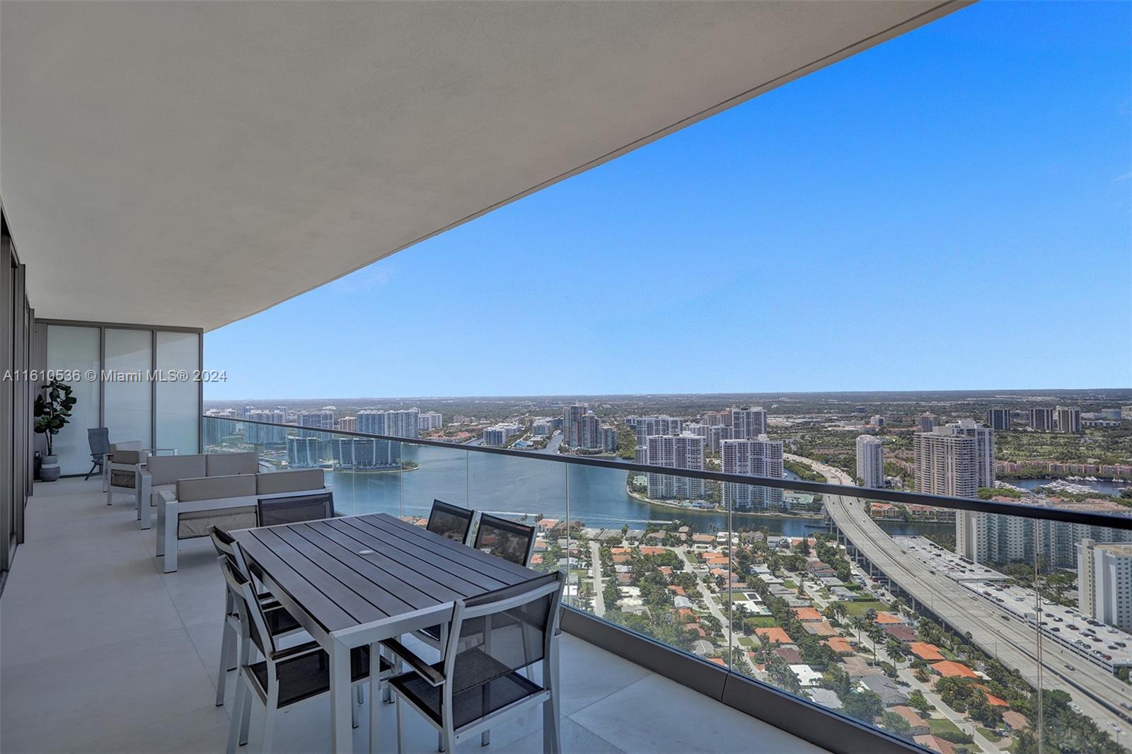 18975 Collins Ave #4302, Sunny Isles Beach FL 33160
