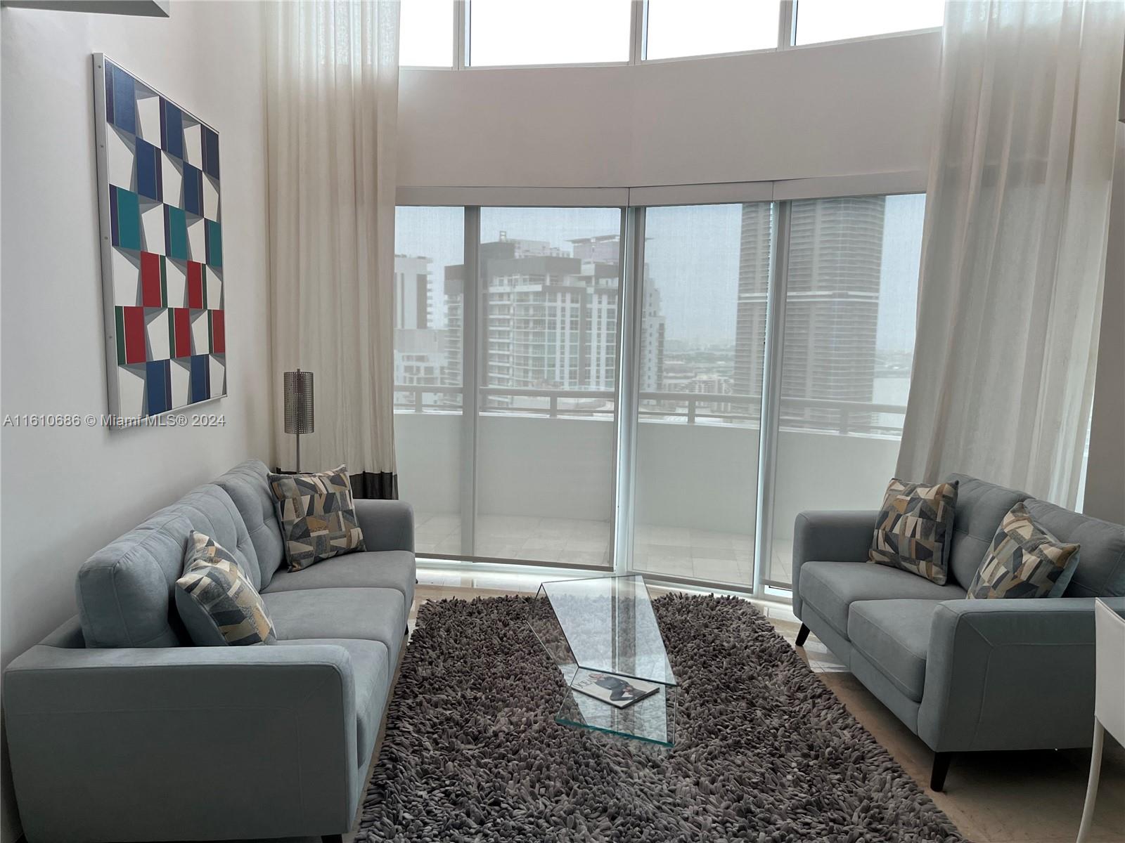60 SW 13th St #3824, Miami FL 33130