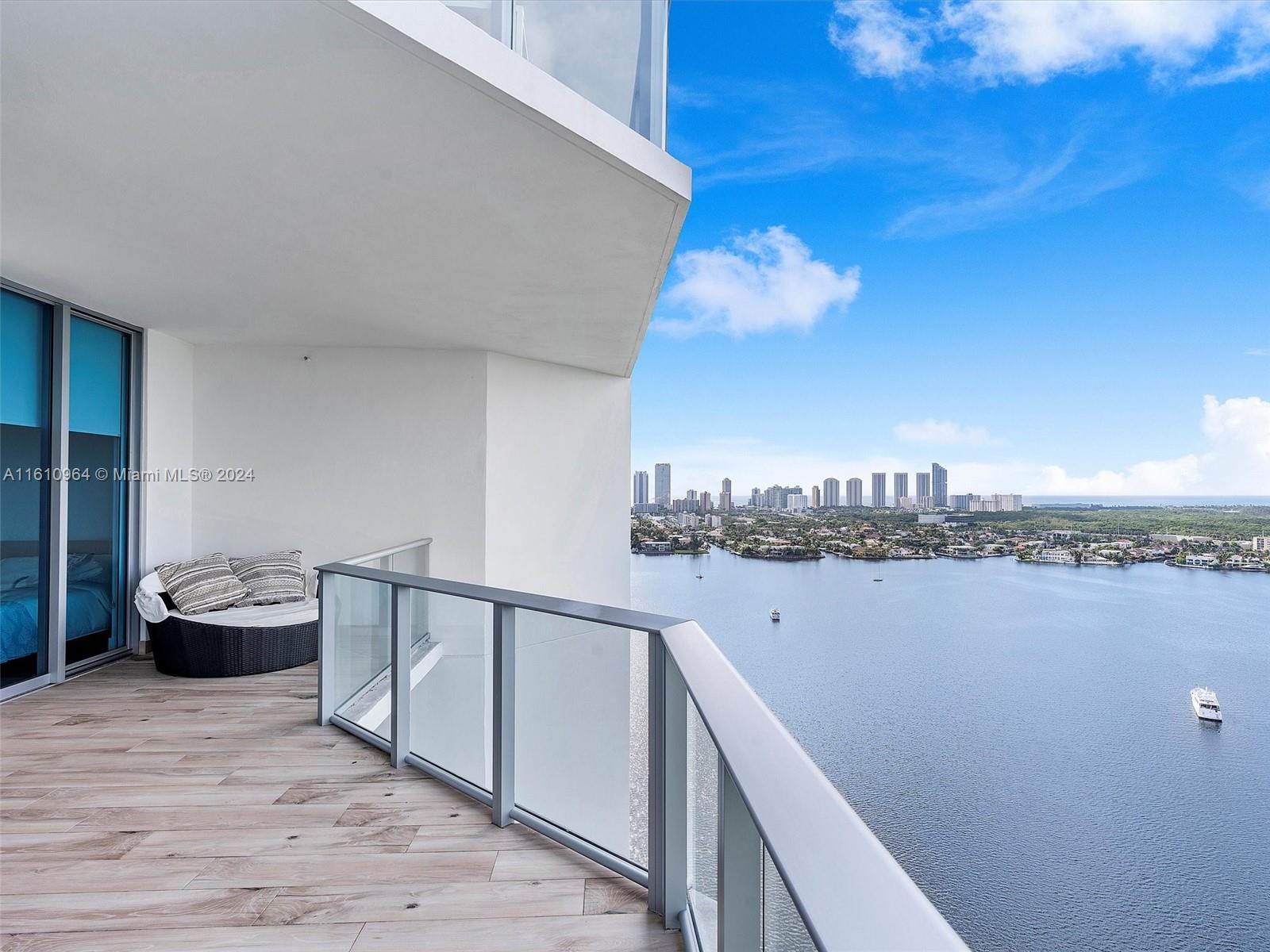 17111 Biscayne Blvd #LPH8, North Miami Beach, Florida image 2