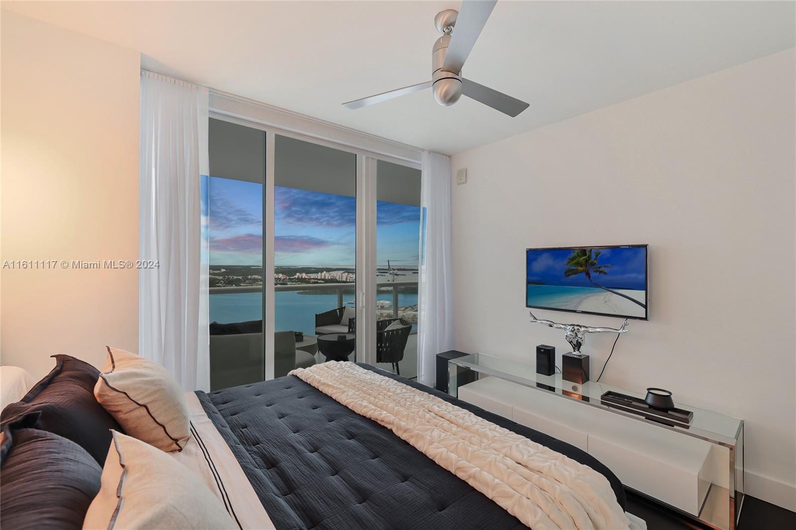 450 Alton Rd #2603, Miami Beach FL 33139