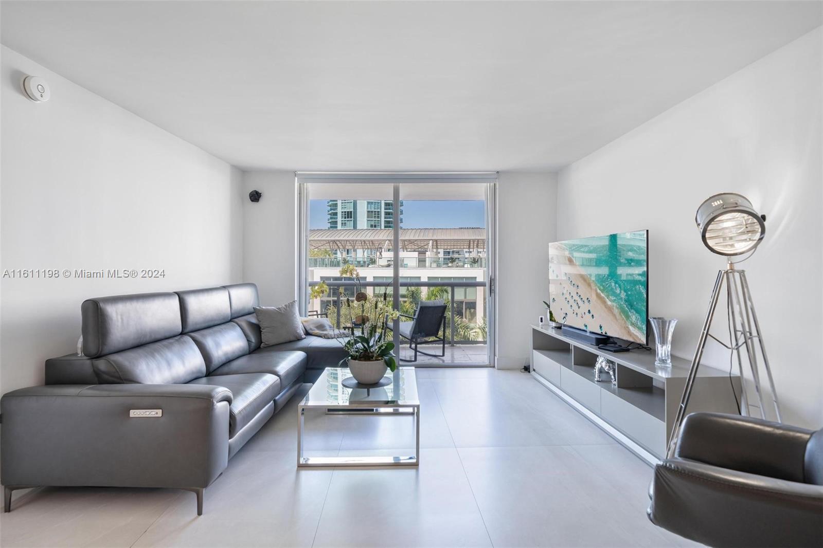 6039 Collins Ave #734, Miami Beach, Florida image 2