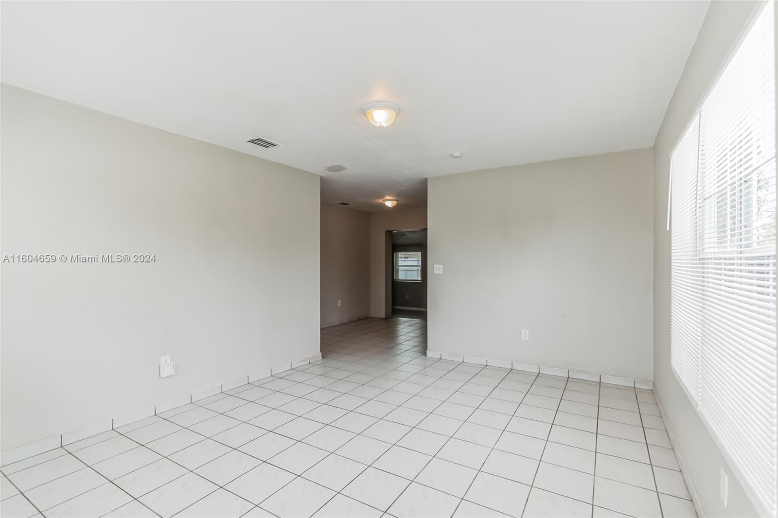 20432 NW 23rd Ct, Miami Gardens, Florida image 3