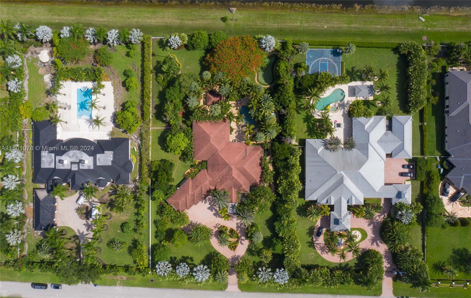 16740 Berkshire Ct, Southwest Ranches, Florida image 9