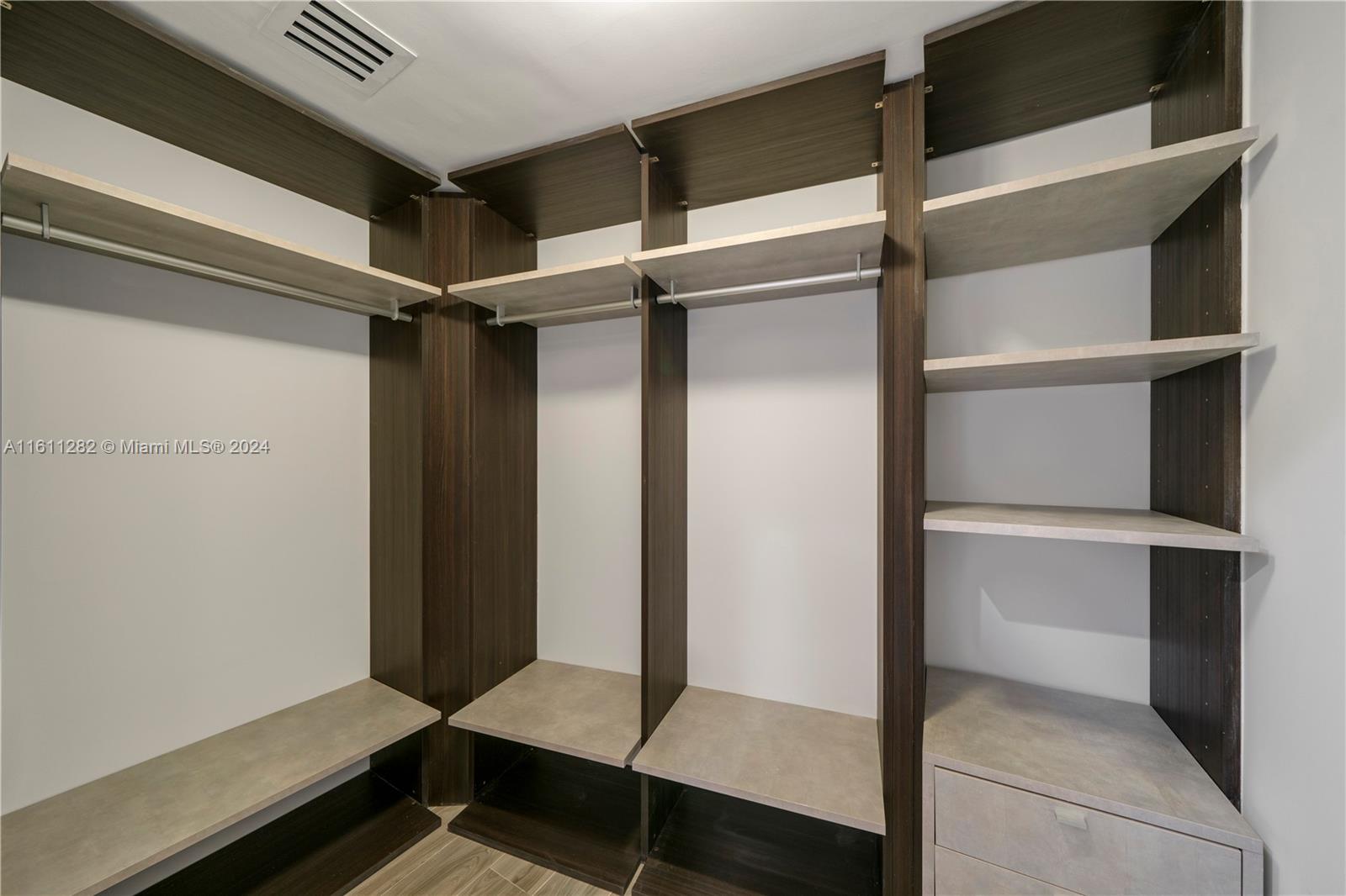 801 S Miami Ave #1401, Miami FL 33130