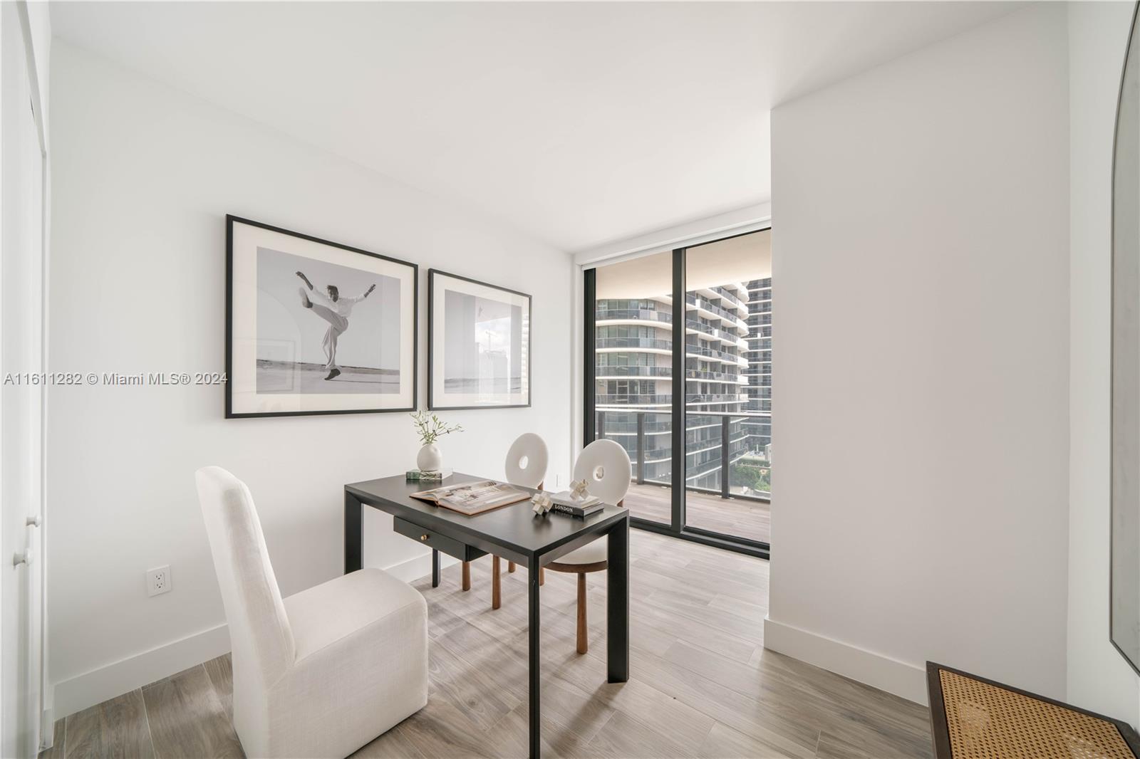 801 S Miami Ave #1401, Miami FL 33130