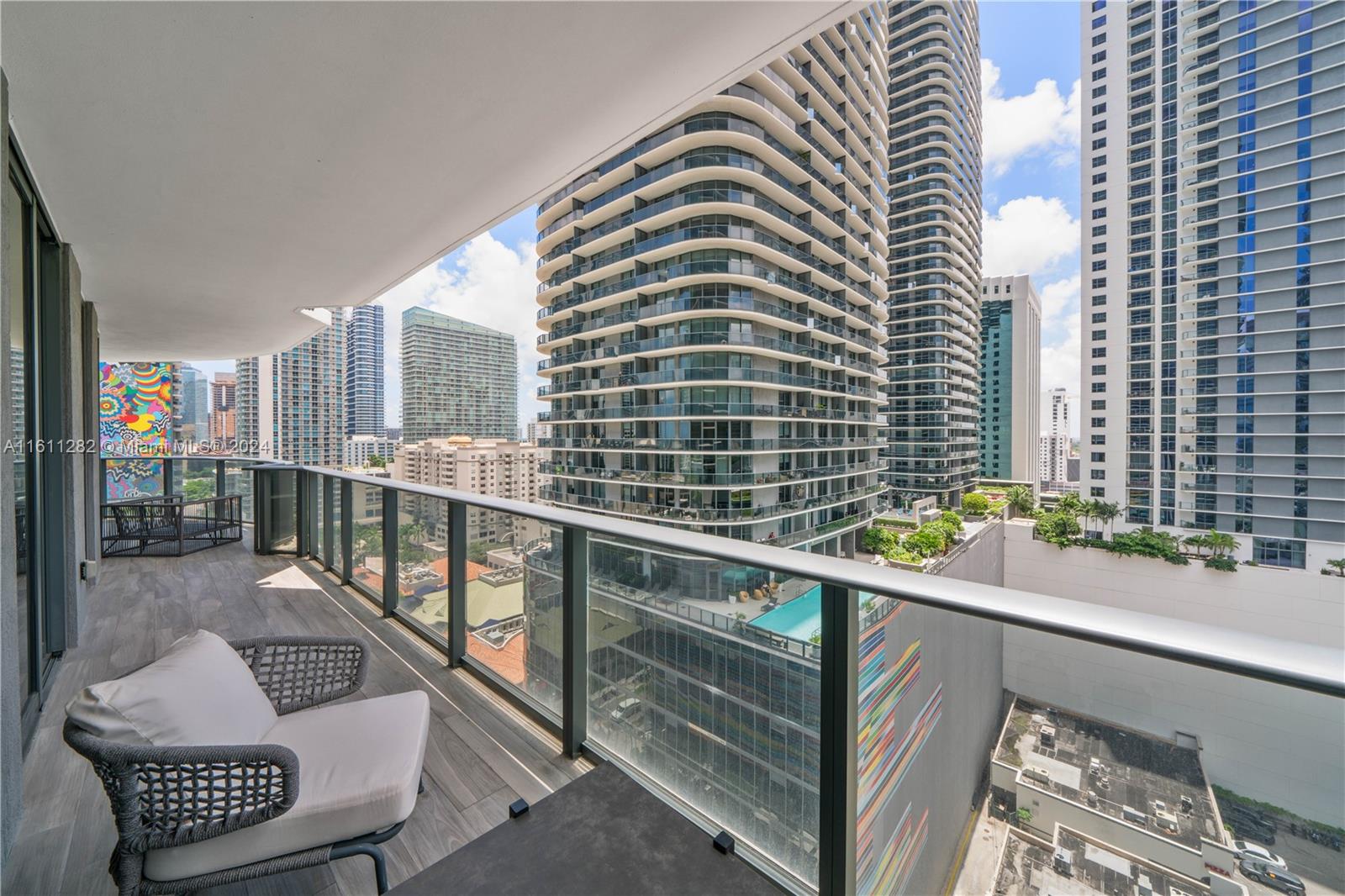 801 S Miami Ave #1401, Miami FL 33130