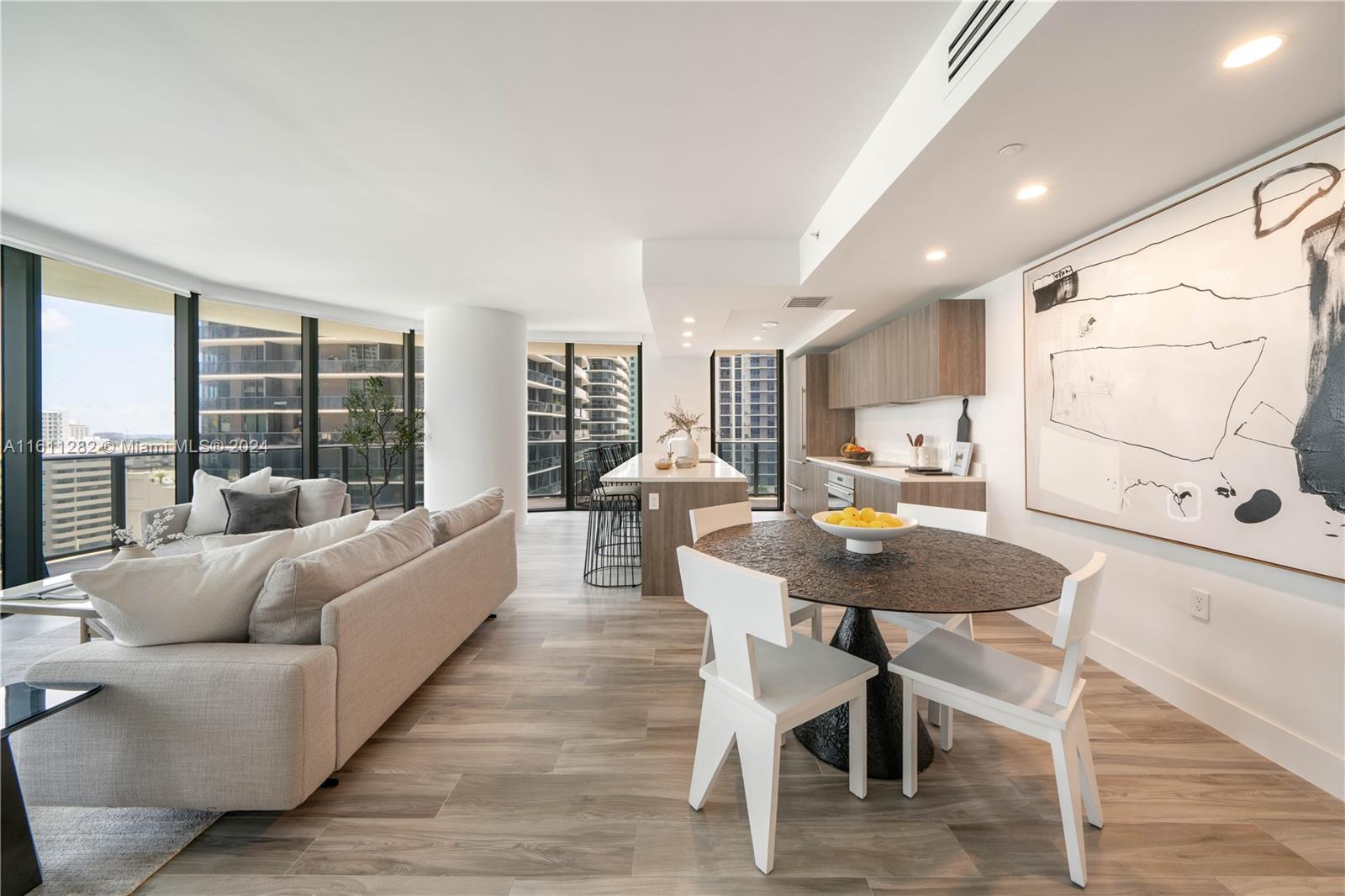 801 S Miami Ave #1401, Miami FL 33130
