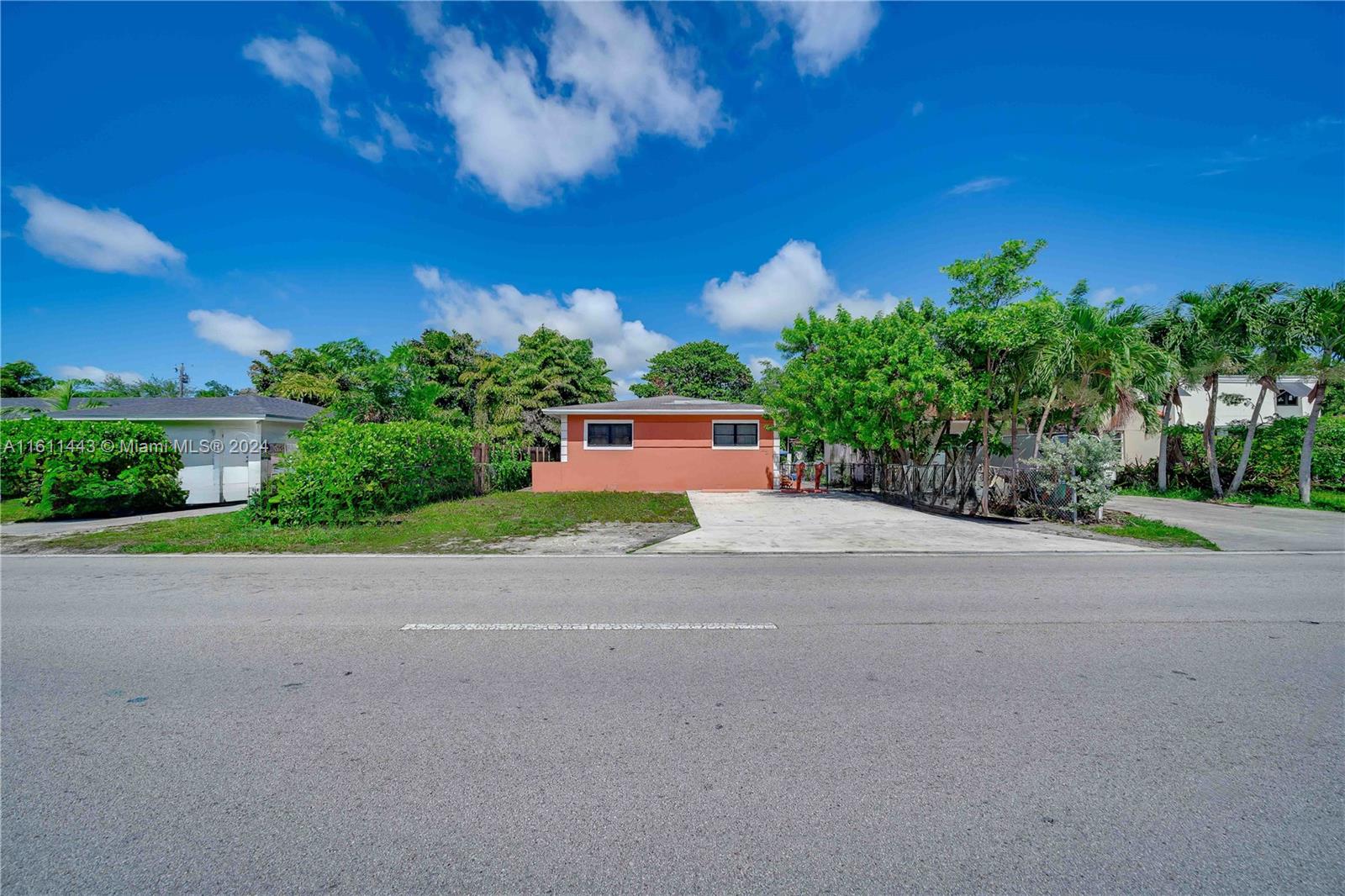 10767 NE 2nd Ave, Miami, Florida image 16