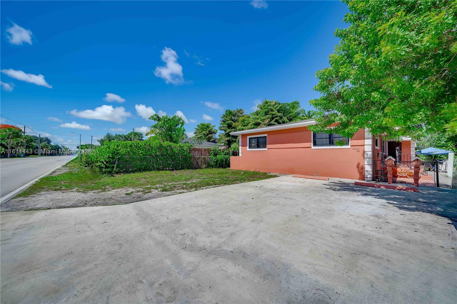 10767 NE 2nd Ave, Miami, Florida image 19