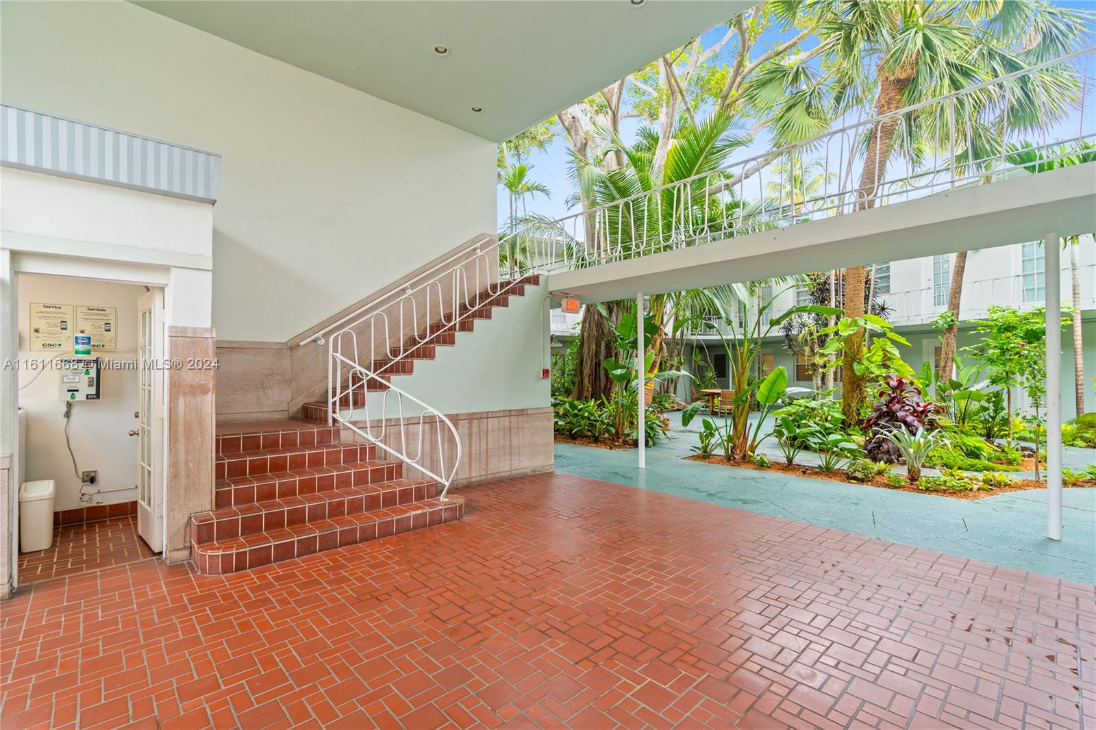 1925 Washington Ave #8, Miami Beach, Florida image 28