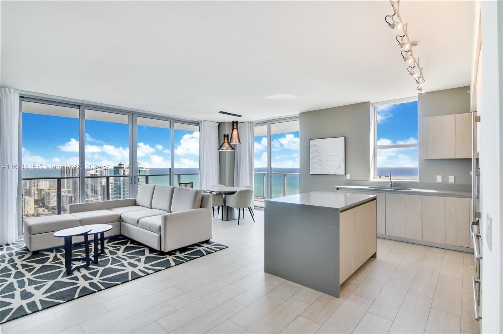 Residential, Hollywood, Florida image 1