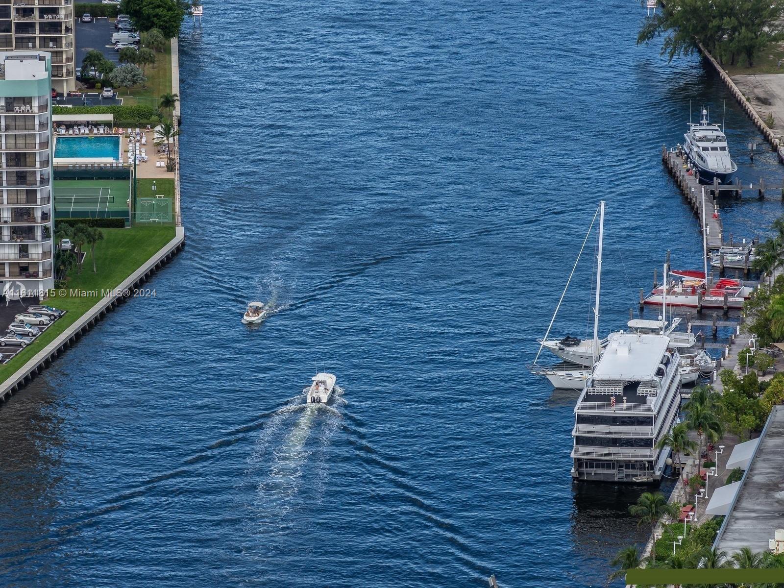 Residential, Hollywood, Florida image 35