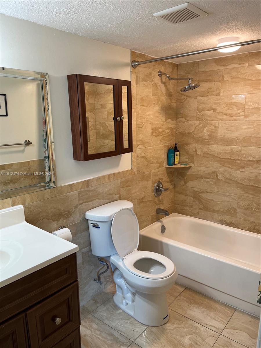 3551 Inverrary Dr #304, Lauderhill, Florida image 16