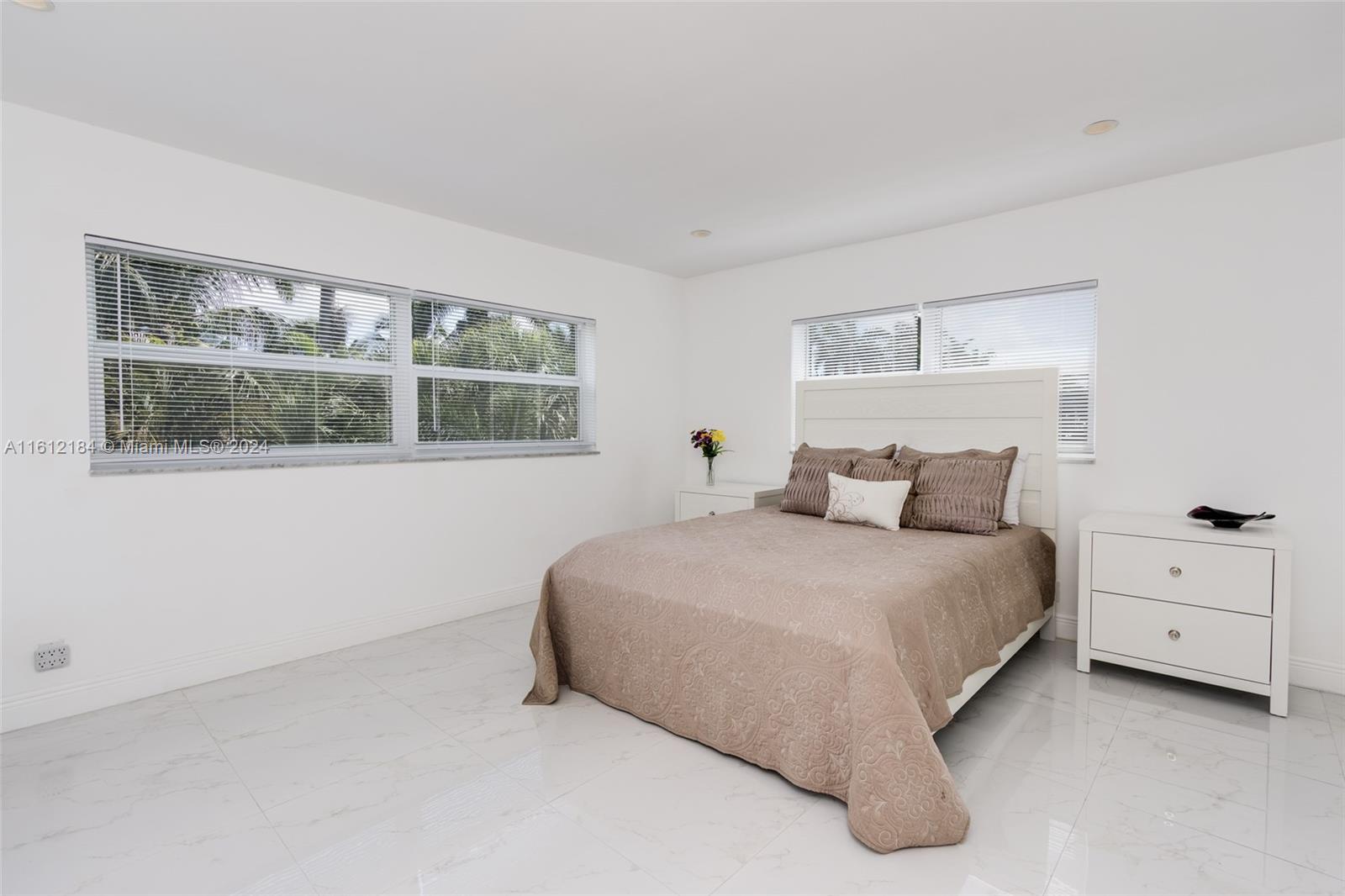 1445 Atlantic Shores Blvd #310, Hallandale Beach, Florida image 11