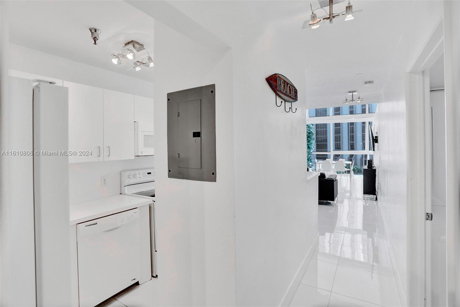 5445 Collins Ave #BAY-14, Miami Beach, Florida image 2