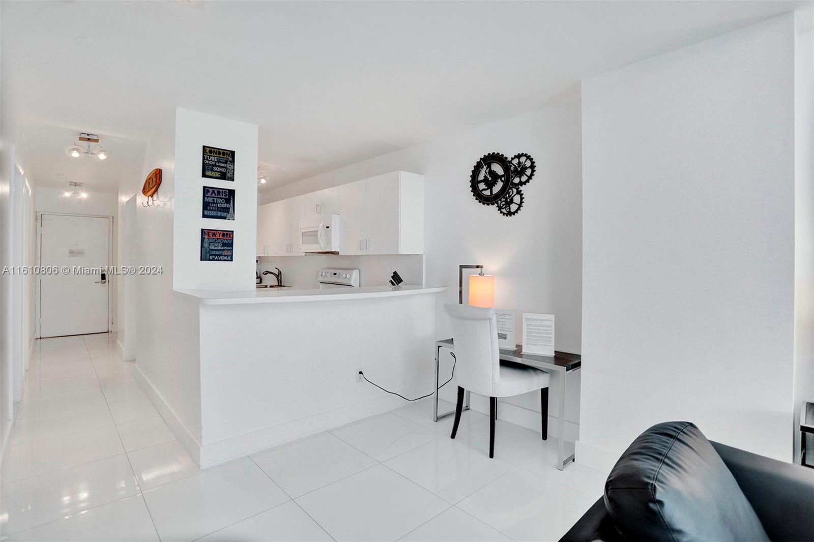 5445 Collins Ave #BAY-14, Miami Beach, Florida image 33