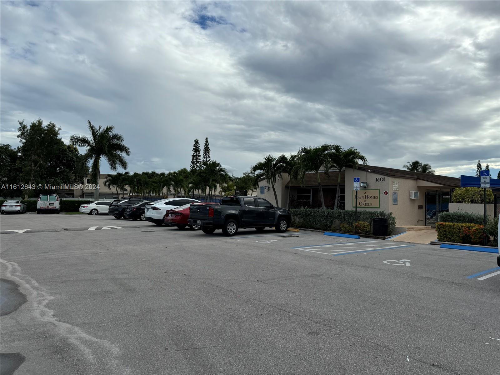 1413 NW 80th Ave #G, Margate, Florida image 27