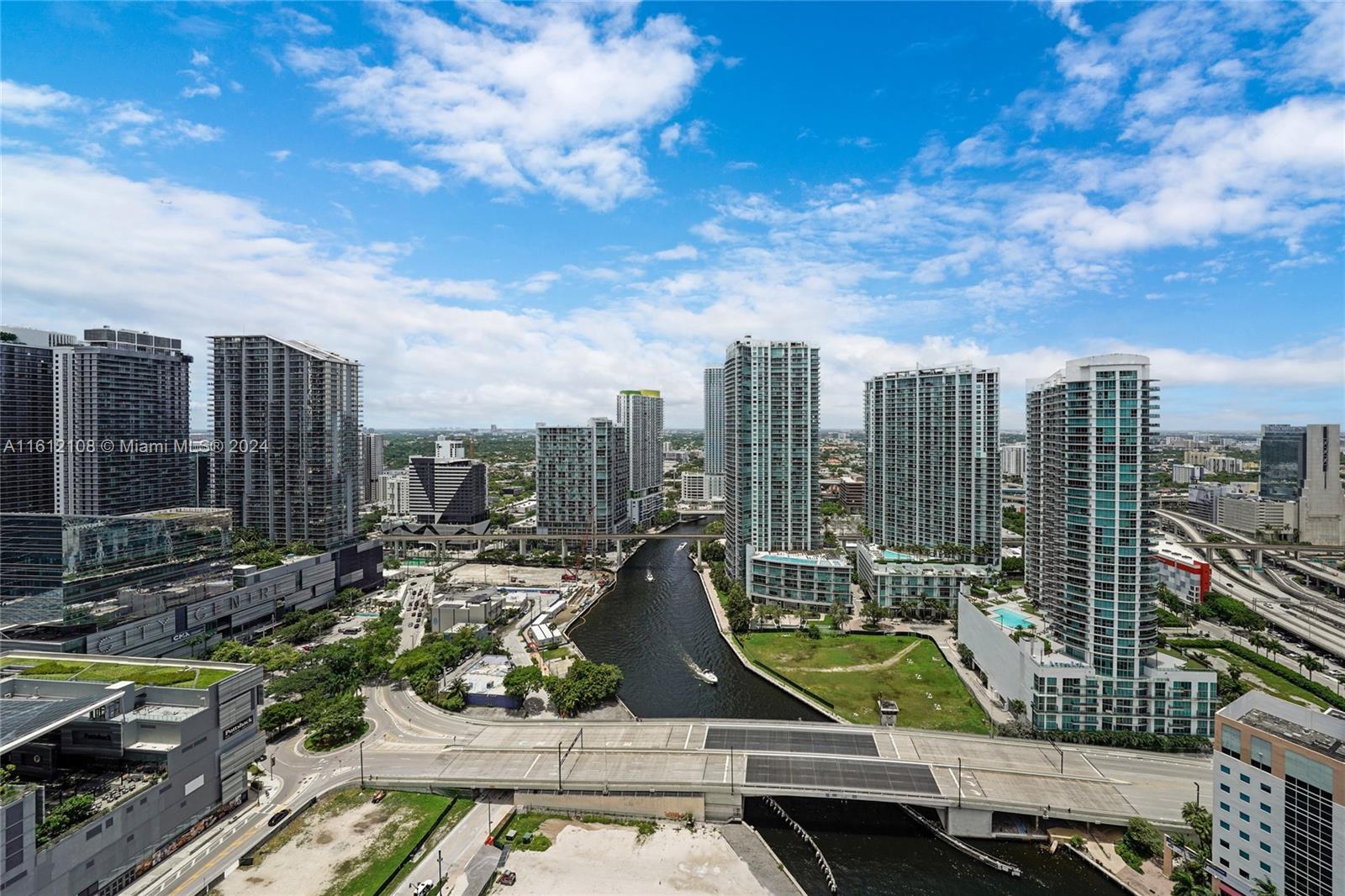 2BD/2B Luxury Apartment with Awe-inspiring River & Sunset Views in premium Brickell Location. This stunning condo is just steps away from the bustling Brickell City Centre with premium shopping, world-class restaurants, and vibrant nightlife offering the ultimate Miami living experience. New washer, dryer, water heater, dishwasher, and painted accent walls. This is a complete unit where you can enjoy spectacular views of the Miami River and the city's most mesmerizing sunsets. Unit also includes two a/c controlled storage units and a premium second floor parking space. The community has many amenities which include: 24-hour Doorman/Security, 2 Pools, Jacuzzi, BBQ, Large Gym, Business Center, Party Room, Indoor Whirlpools, Sauna & Steam Rooms, and a Michelin Starred Restaurant.