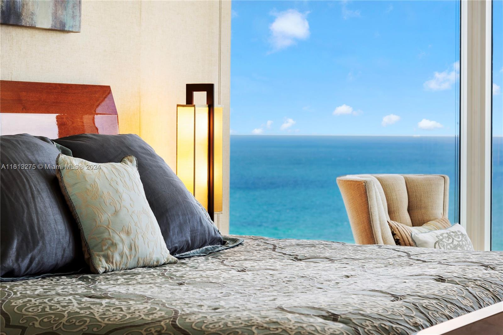 4779 Collins Ave #3102, Miami Beach FL 33140